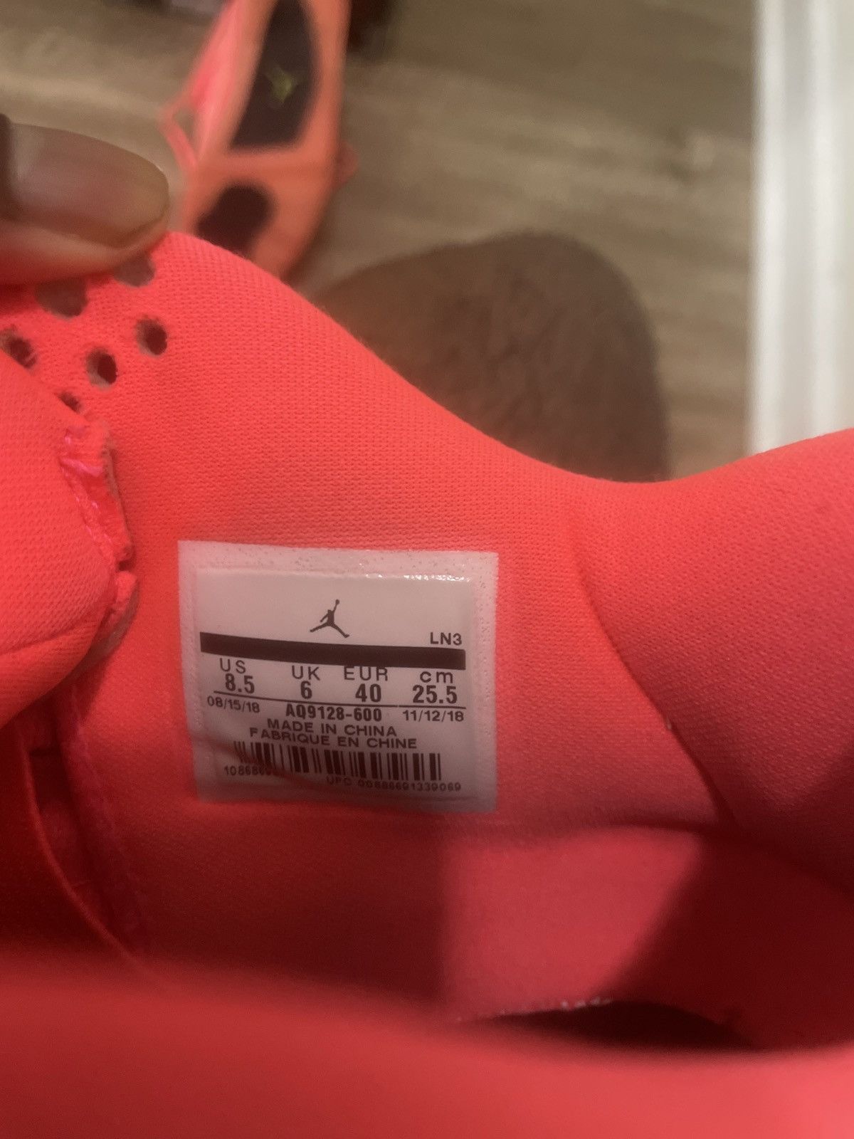 Jordan Brand × Nike Jordan Retro 4 Hot Punch Size US 8.5 / EU 41-42 - 10 Thumbnail