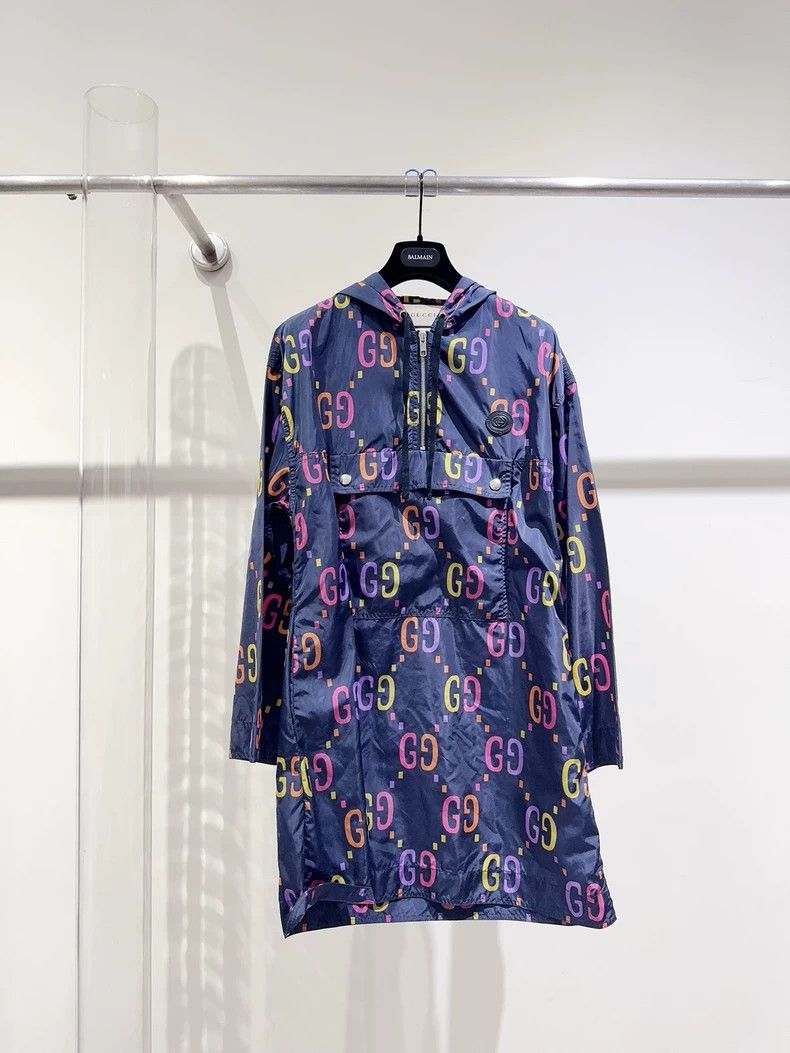 Gucci Gucci Size 38 Full logo long coat Size US S / EU 44-46 / 1 - 1 Thumbnail