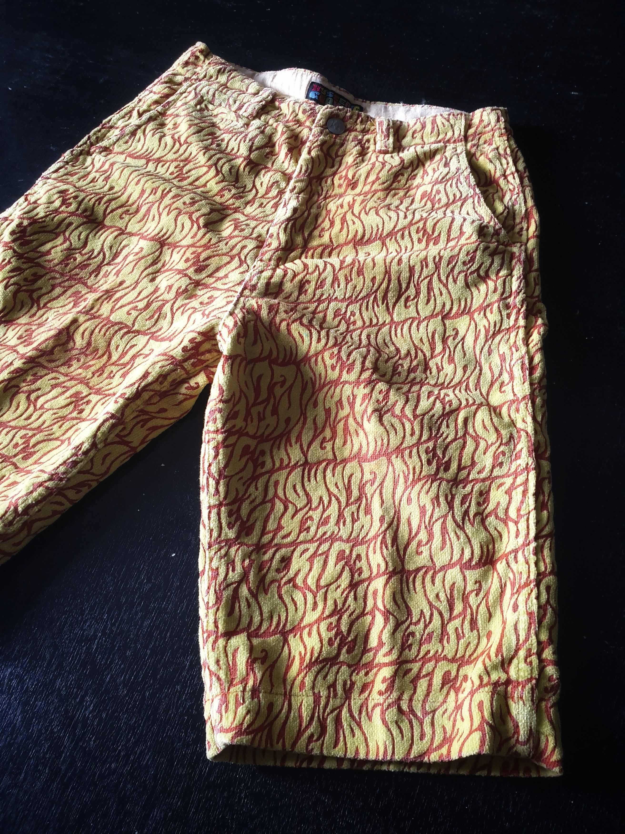 Hysteric Glamour Vintage Hysteric Glamour Spell Out Logo Corduroy Short Pants Size US 27 - 4 Thumbnail