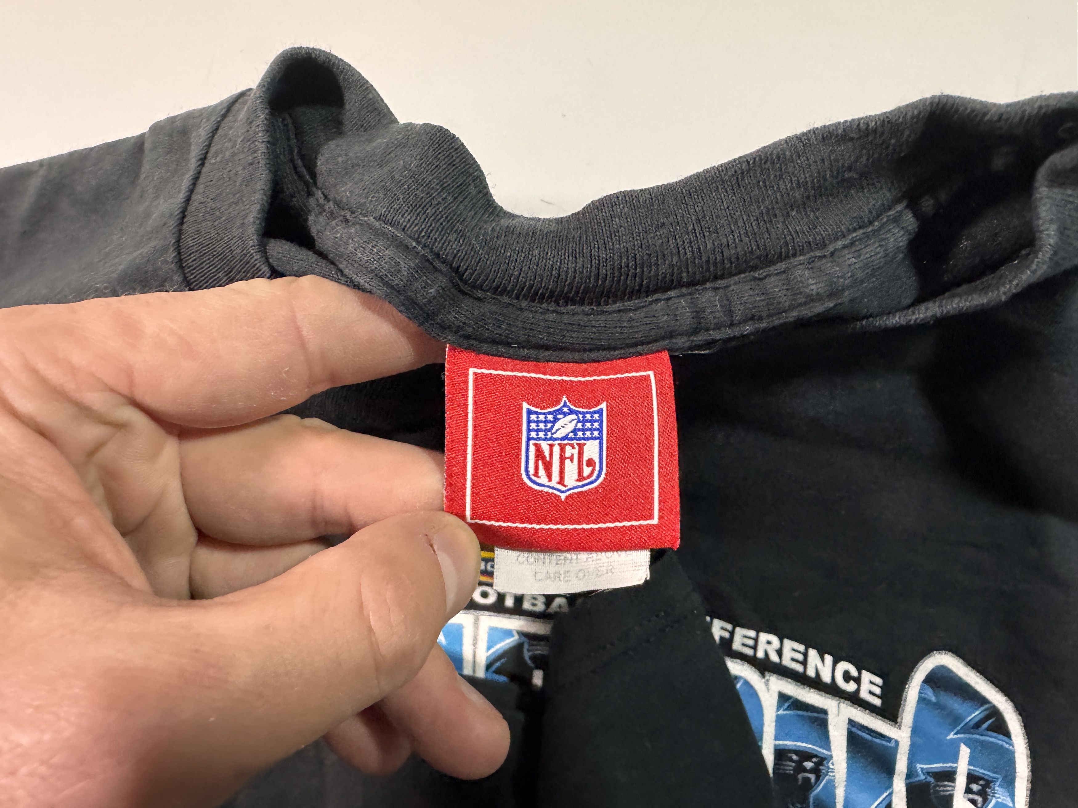 NFL Vintage 2003 Carolina Panthers T-shirt Super Bowl Champions Size US M / EU 48-50 / 2 - 4 Thumbnail