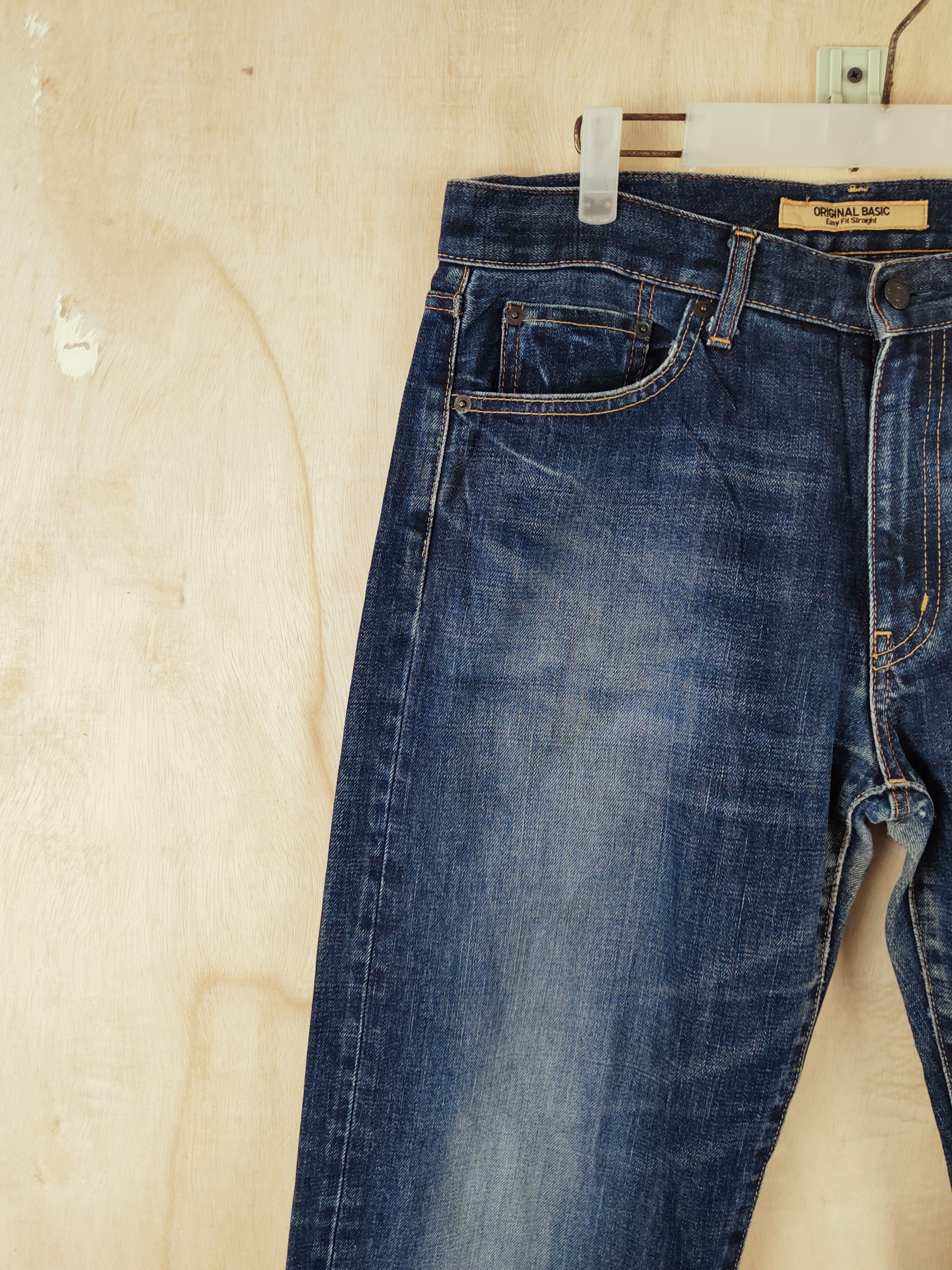 Japanese Brand Uniqlo Dark Blue Distressed Ripped Jeans #S2656 Size US 35 - 3 Thumbnail