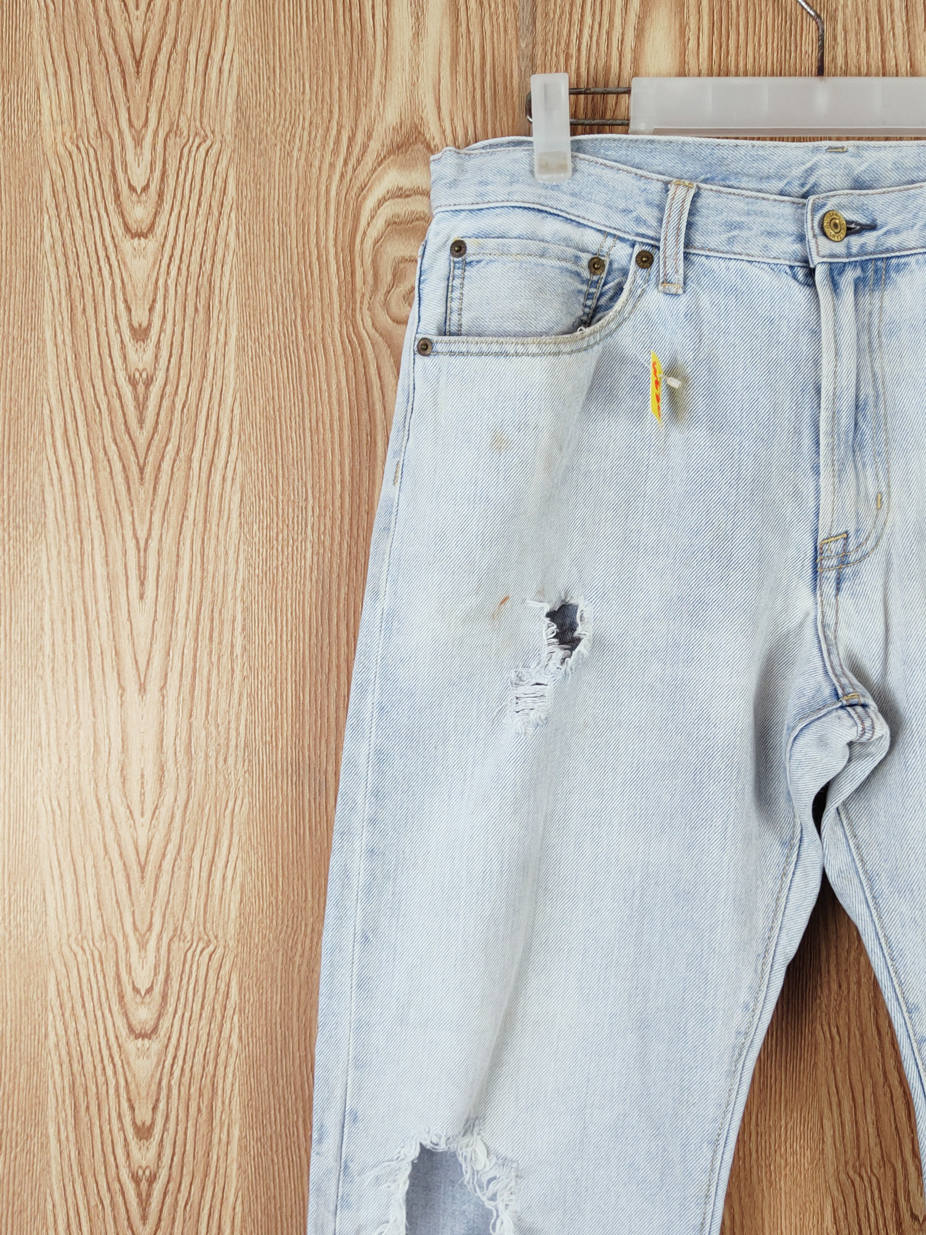 GU GU japan Blue Distressed Ripped Jeans #W630 Size US 33 - 3 Thumbnail