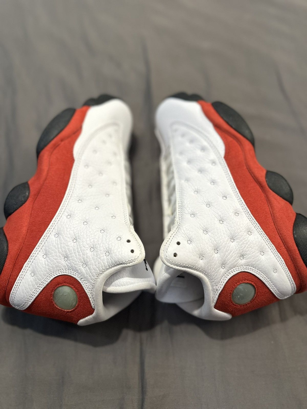 Jordan Brand Jordan 13 Retro Chicago 2017 / Size 9 Size US 9 / EU 42 - 5 Thumbnail