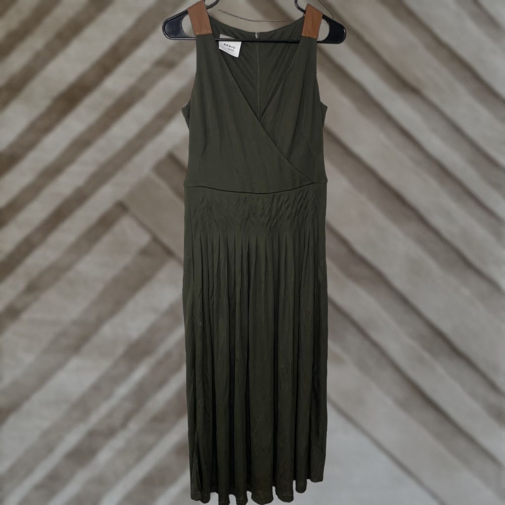 Akris Akris Dress Pleated V-Neck Midi Sheath 6 Women Olive Green Sleeveless Formal Size M / US 6-8 / IT 42-44 - 1 Thumbnail