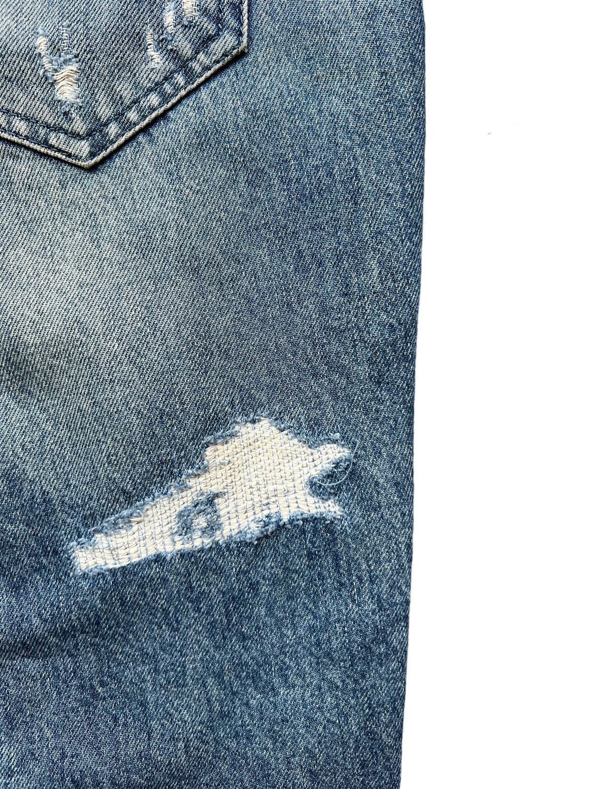 Diesel 💥Rare💥 Diesel Distressed Ripped Thrashed Denim Jeans 31x31.5 Size US 31 - 7 Thumbnail