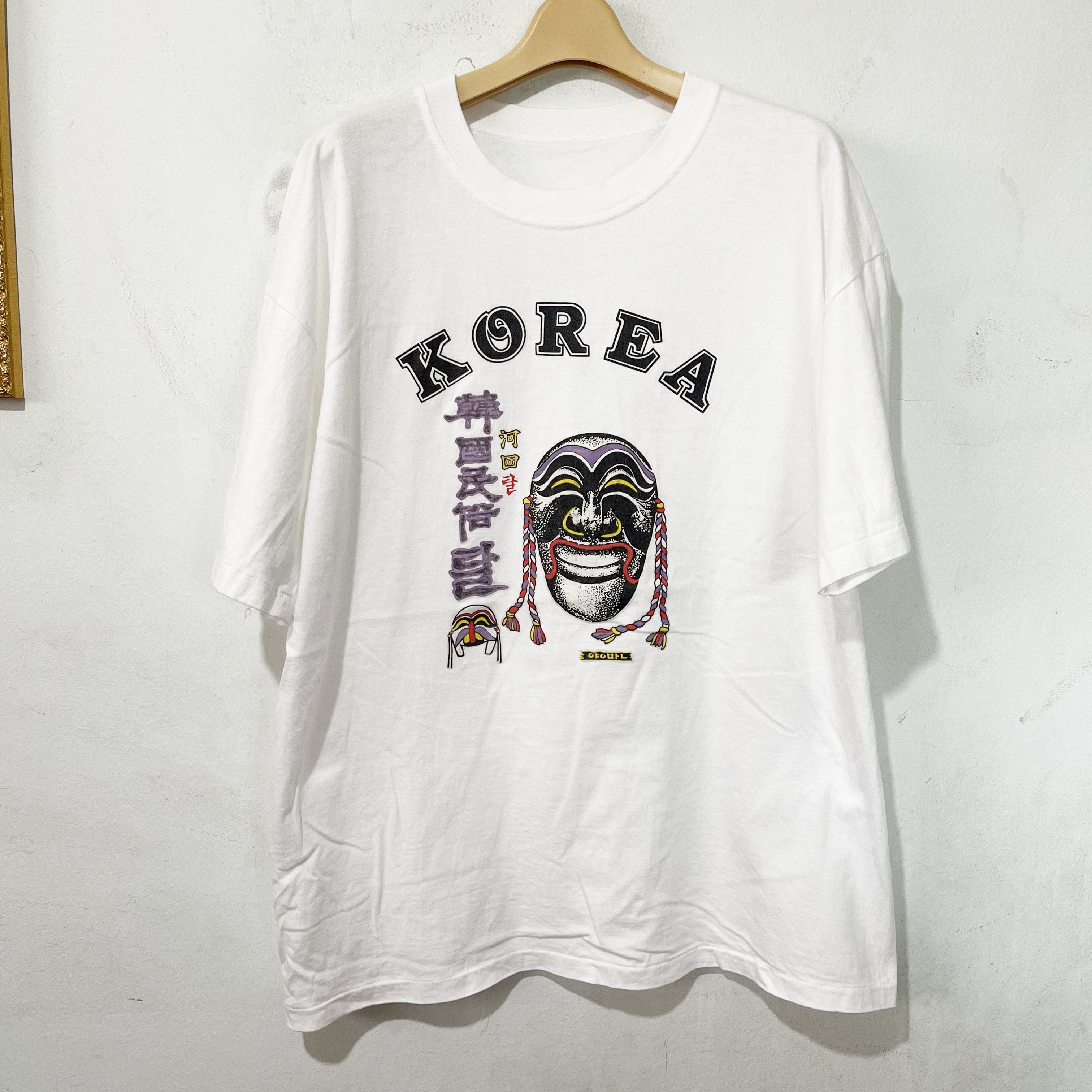Vintage Vintage 90s Korea T-Shirt Size US L / EU 52-54 / 3 - 1 Thumbnail