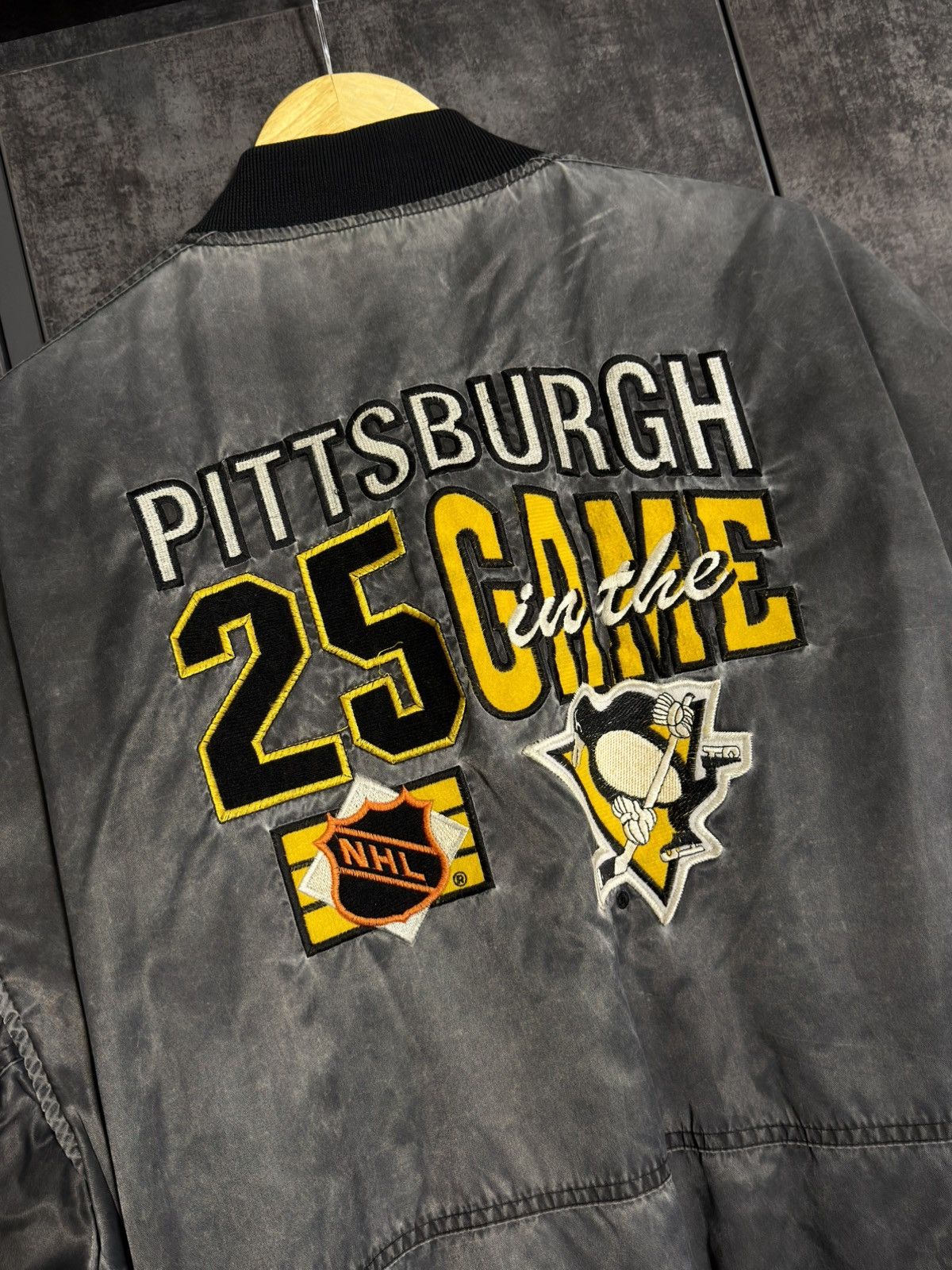 Other Vintage 90s NHL Pittsburgh Penguins Bomber Jacket Supreme Size US XL / EU 56 / 4 - 10 Thumbnail
