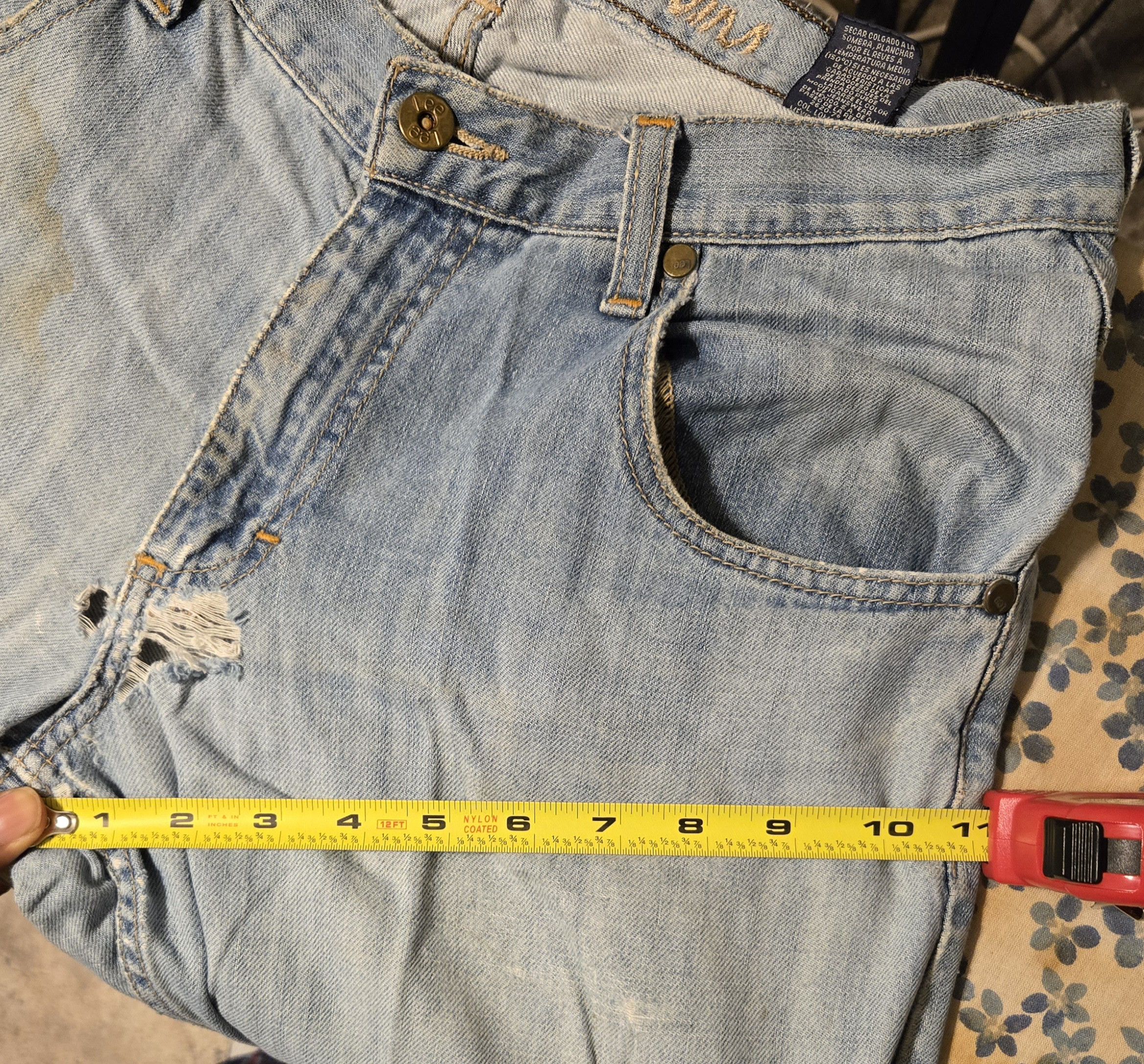 Vintage Vintage Denim “Extremely Ripped & Torn” Jeans Size US 32 / EU 48 - 7 Thumbnail