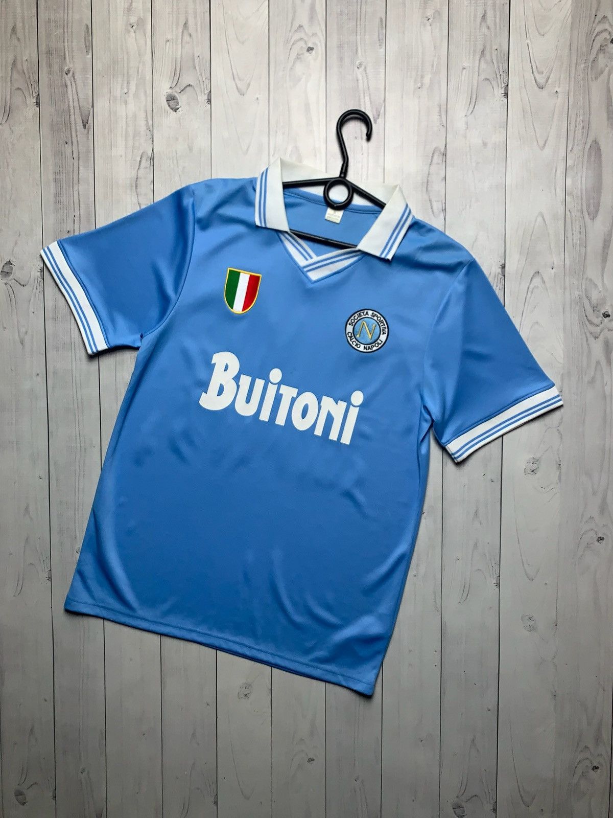 Vintage Vintage very rare tee blue Napoli 10 Maradona size S Size US S / EU 44-46 / 1 - 2 Thumbnail