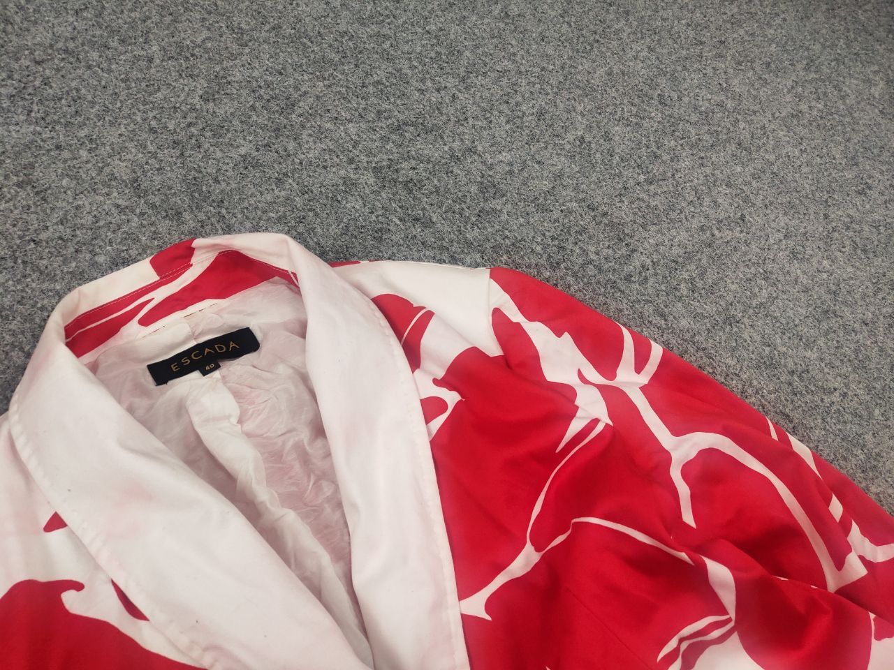 Escada Vintage 90's Escada Design blazer jacket bright red floral Size M / US 6-8 / IT 42-44 - 7 Thumbnail