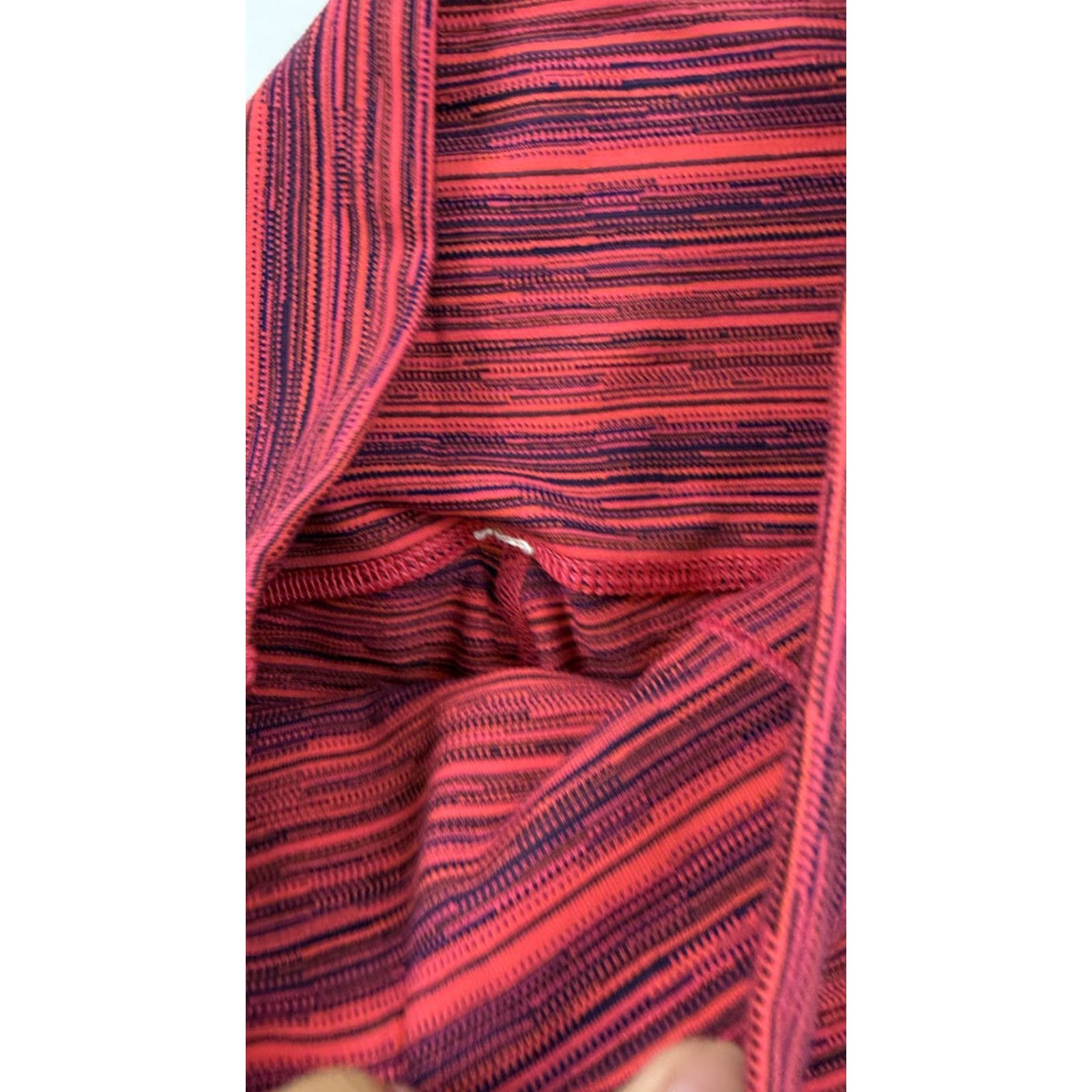 Lululemon Lululemon Pants Womens 6 Pink Red Stripe High Rise Yoga Athletic Full Length Pants Size 28" / US 6 / IT 42 - 2 Thumbnail