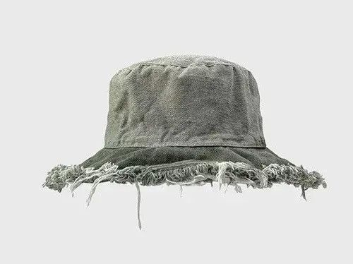 Other Avant garde washed reversible distressed raw bucket hat Size ONE SIZE - 7 Thumbnail