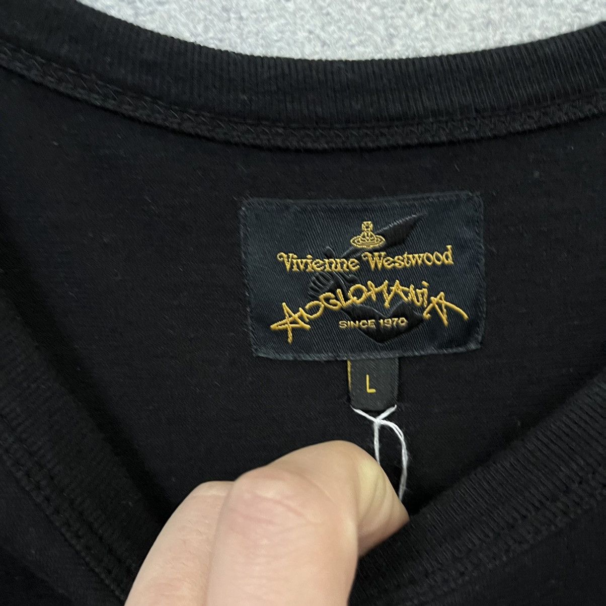 Vivienne Westwood Vivienne Westwood T shirt Big Logo Black Size US L / EU 52-54 / 3 - 8 Thumbnail