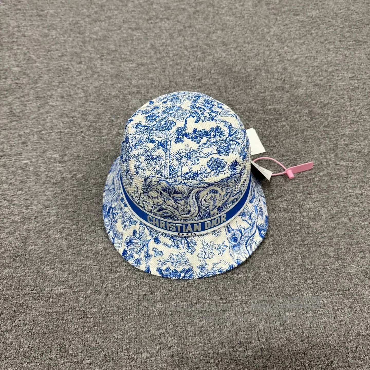 Dior Dior size 57 Zoo Series Fisherman's Hat| Size ONE SIZE - 2 Thumbnail
