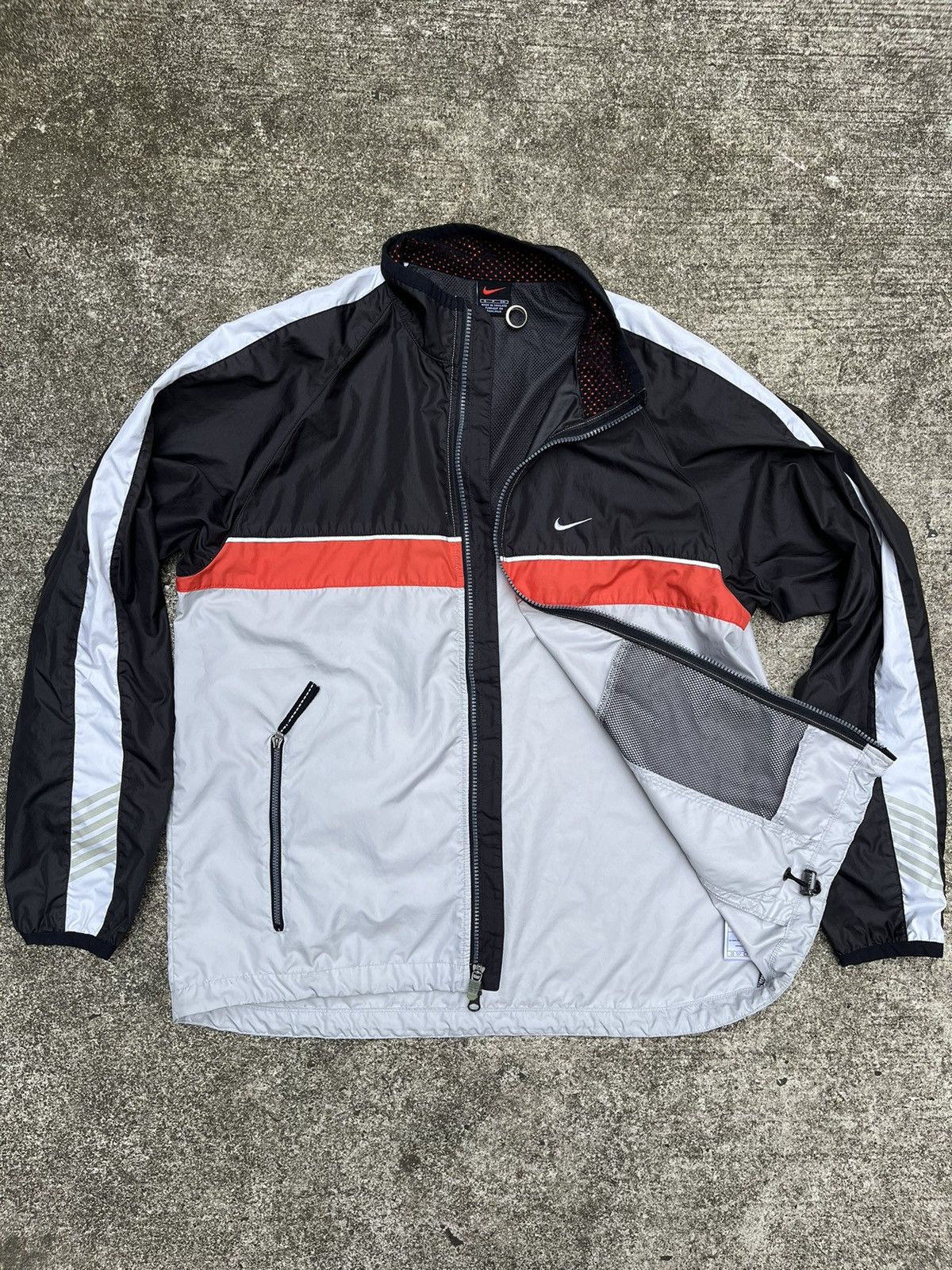 Nike × Vintage Y2K Nike Running Windbreaker Size US S / EU 44-46 / 1 - 4 Thumbnail