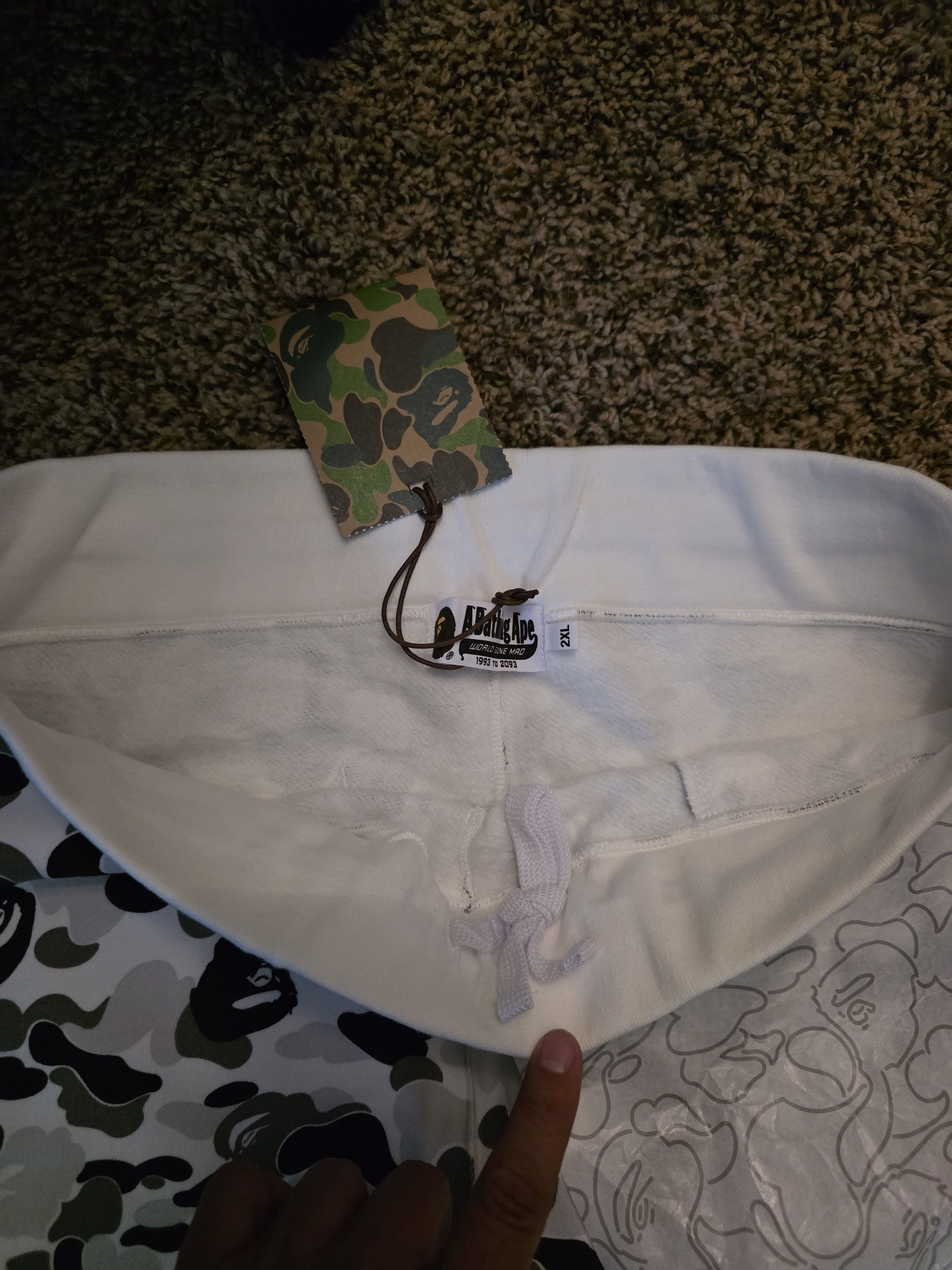 Bape BAPE Gray Camo Sweatpants (2XL) Size US 36 / EU 52 - 5 Thumbnail