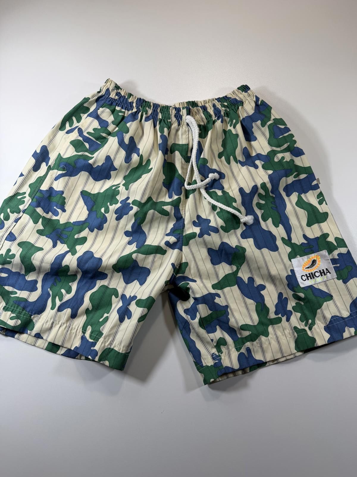 Universal Overall Chicago CHICHA Sport Camouflage Print Shorts with Drawstring Waist M Size 32" / US 10 / IT 46 - 1 Thumbnail