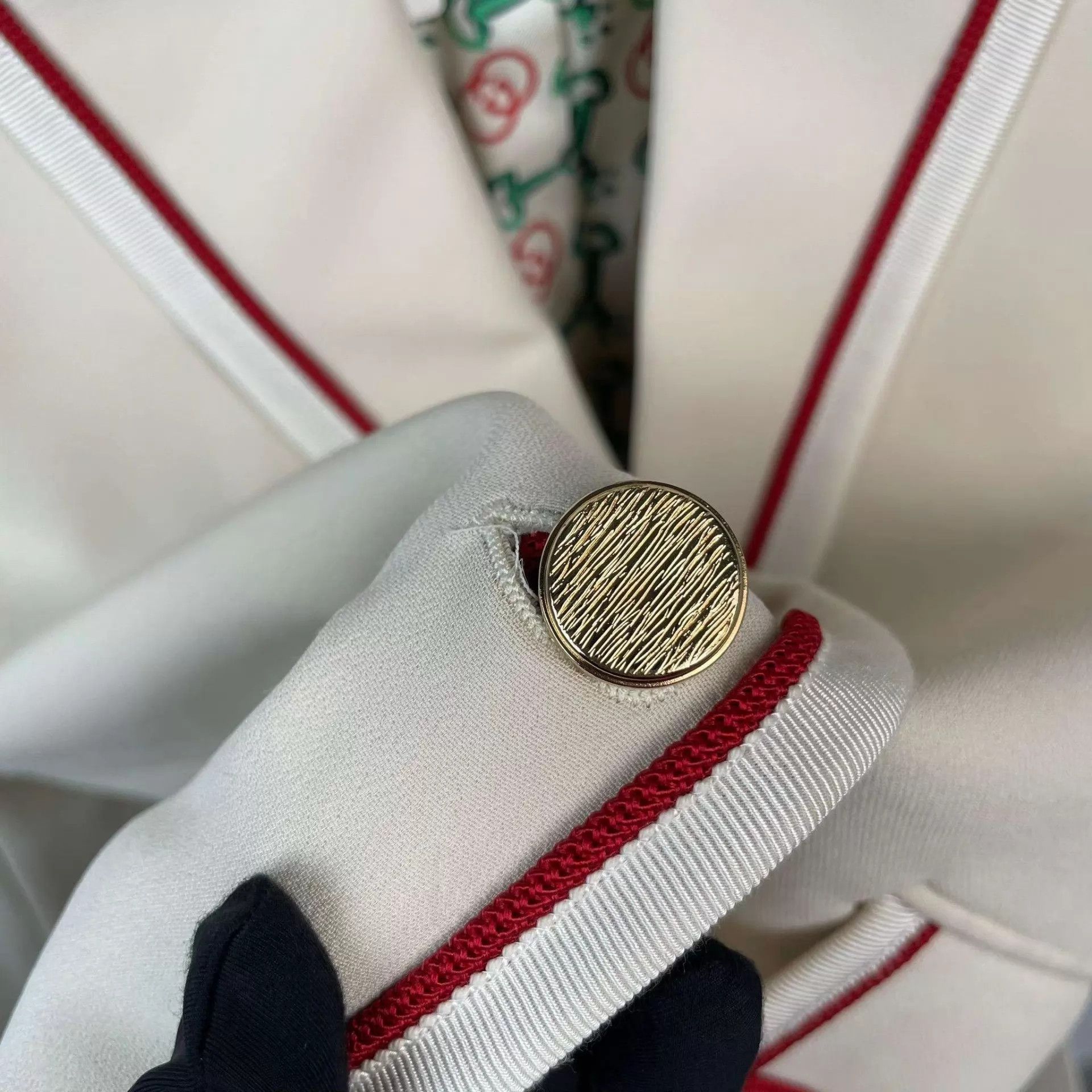 Gucci Gucci white blazer 40 Size S / US 4 / IT 40 - 4 Thumbnail