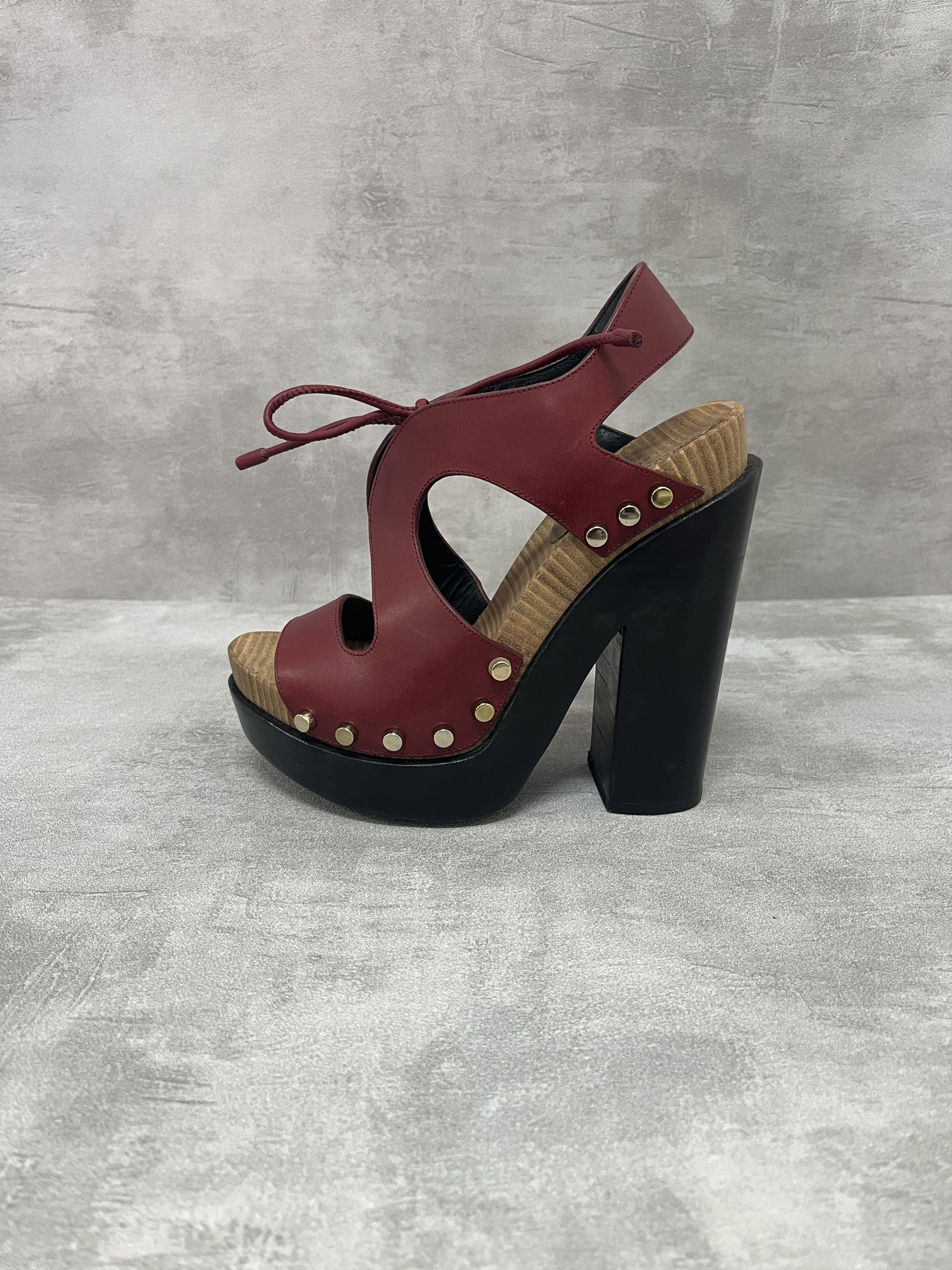 Balenciaga Balenciaga Rusty Burgundy Lace Up Wooden Platform Size US 5 / IT 35 - 1 Thumbnail