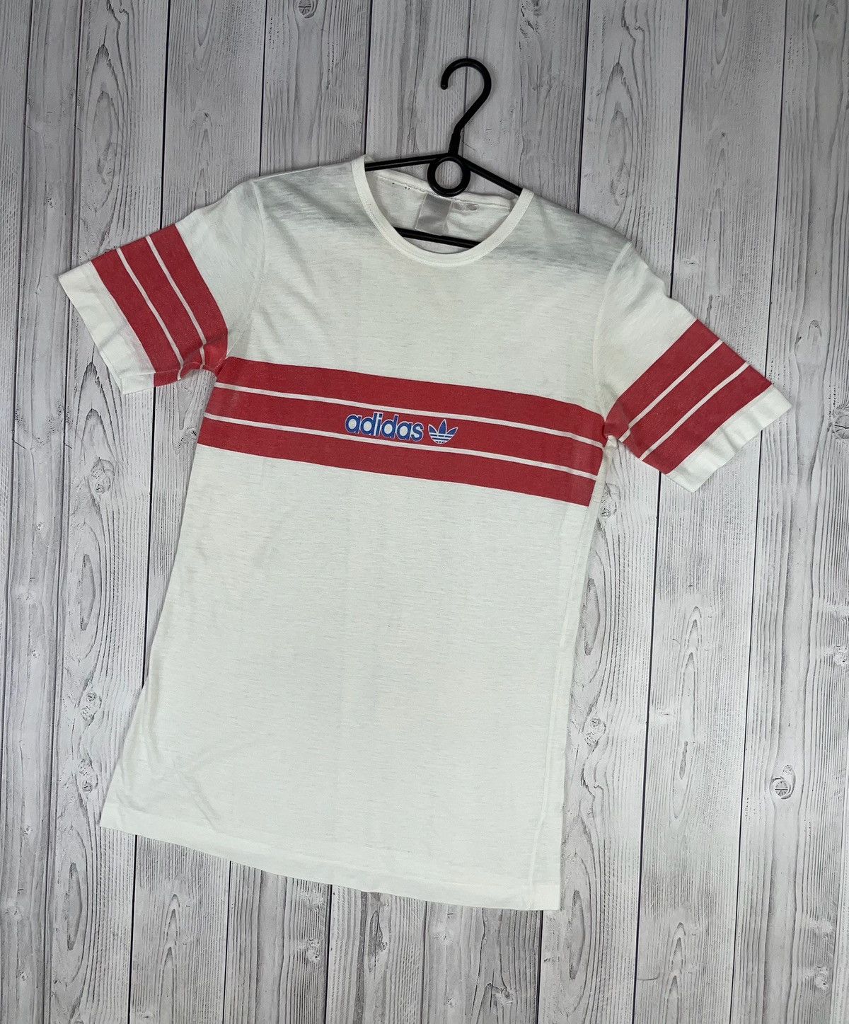 Adidas Vintage adidas originals tee size S/M Size US S / EU 44-46 / 1 - 1 Thumbnail
