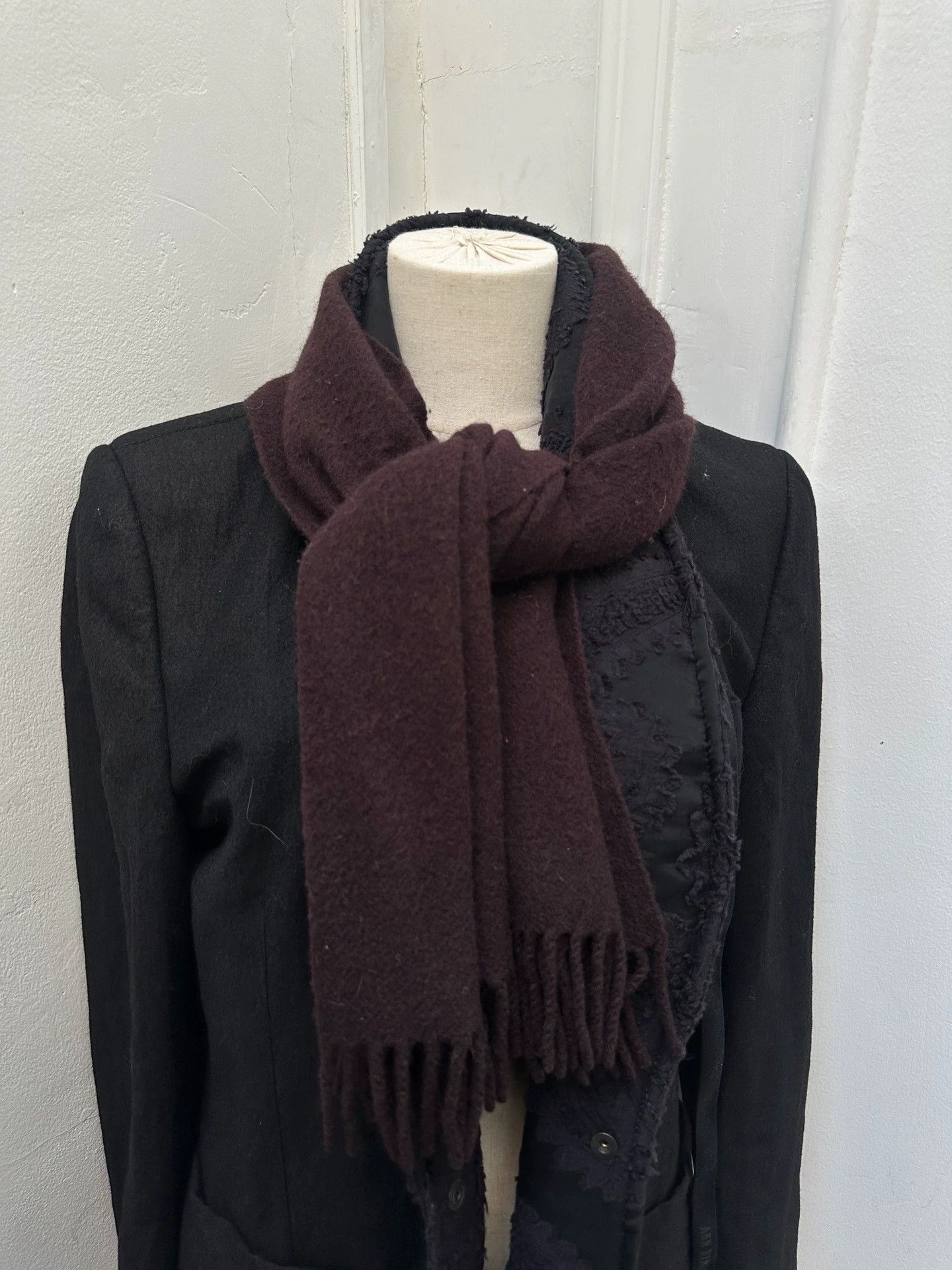 Yohji Yamamoto Yohji Yamamoto Y's For Men 5%Cashmere Dark Brown Red Scarf Size ONE SIZE - 2 Thumbnail