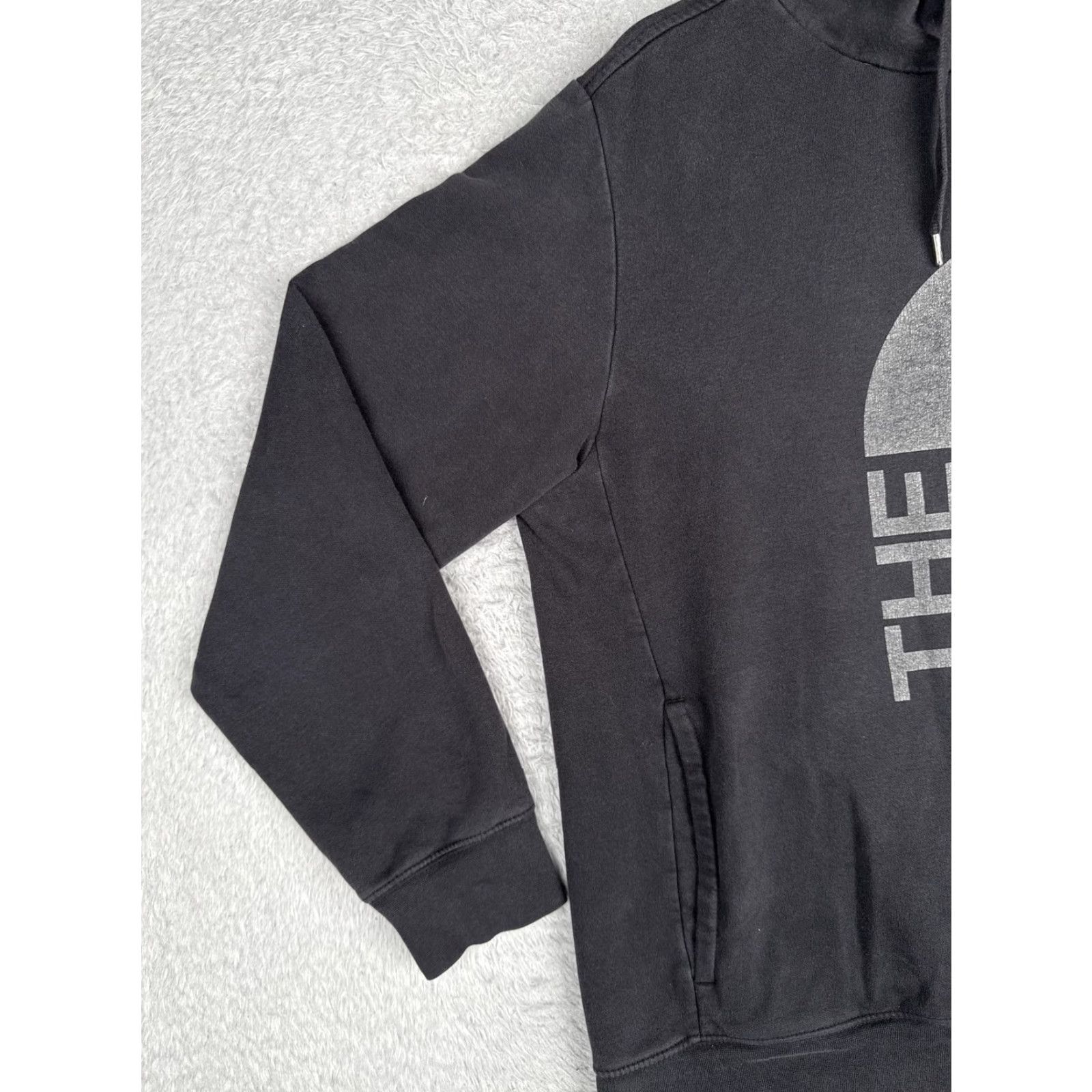 The North Face The North Face Hoodie Mens Large Black Logo Pullover Fleece Sweatshirt Graphic Print Size US L / EU 52-54 / 3 - 3 Thumbnail
