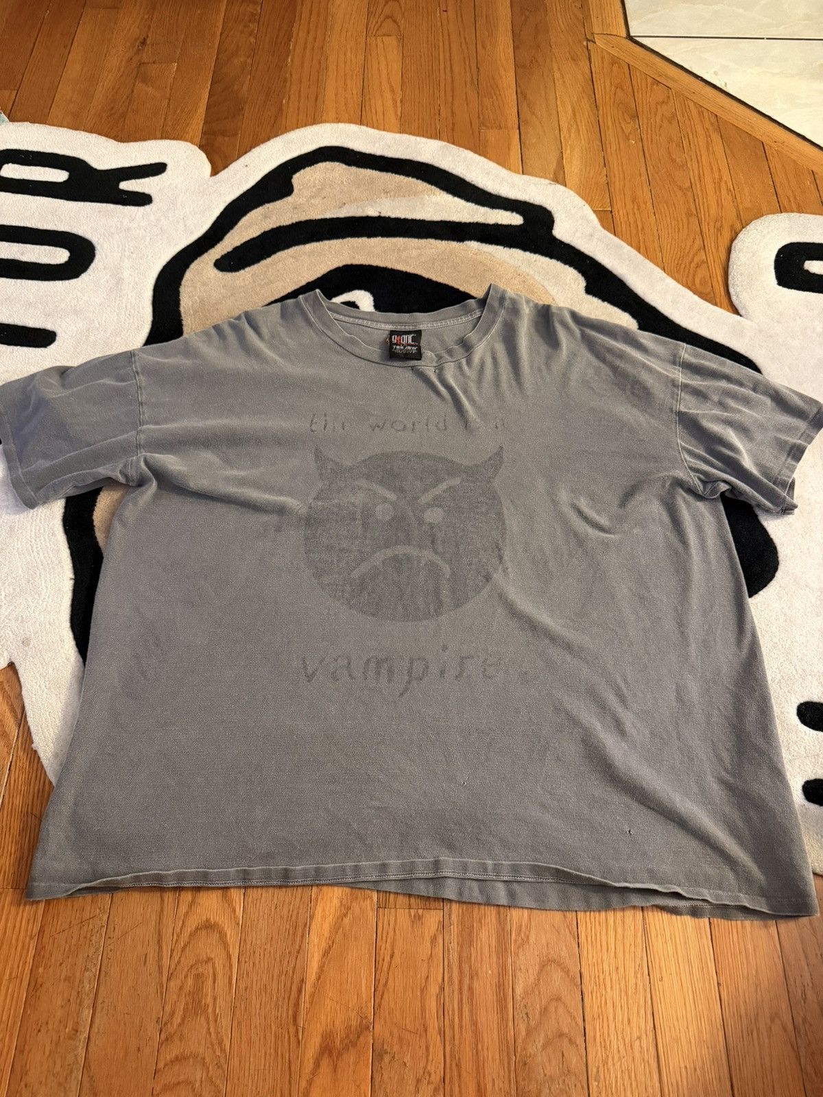 Band Tees Vintage The Smashing Pumpkins “the world is a vampire” shirt Size US M / EU 48-50 / 2 - 1 Thumbnail