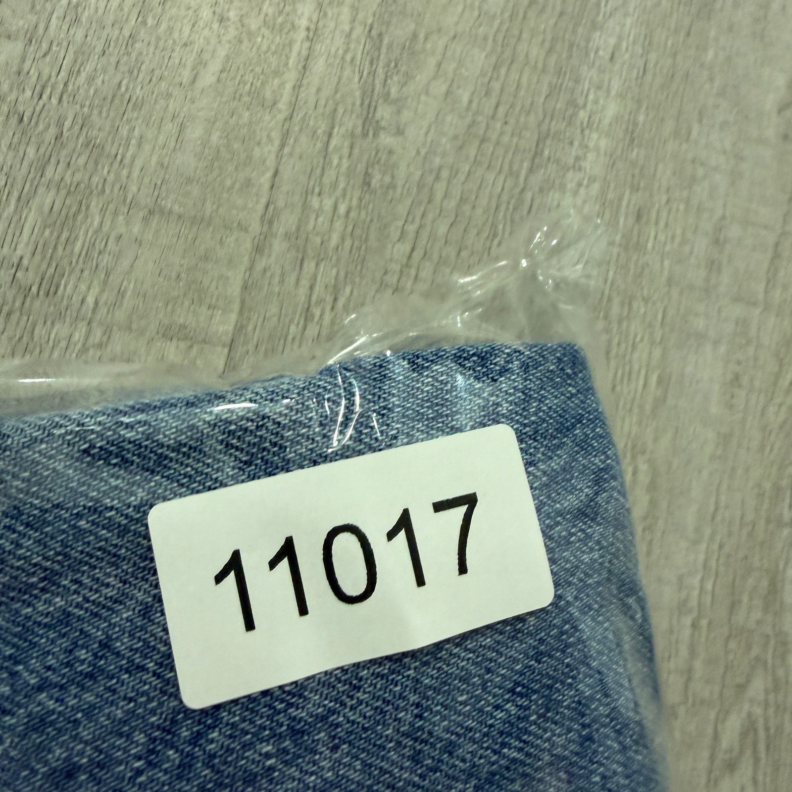 Carhartt Vintage Carhartt Relaxed Fit Jeans Men's 38x34 Blue Denim Size US 38 / EU 54 - 11 Thumbnail