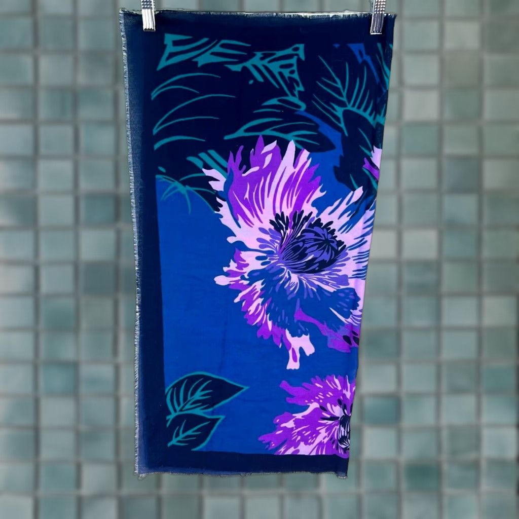 Vintage VINTAGE Scarf Mantilla Wrap Womens 31X31 in Floral Lace Fringe Purple Blue 90s Womens Size ONE SIZE - 1 Thumbnail