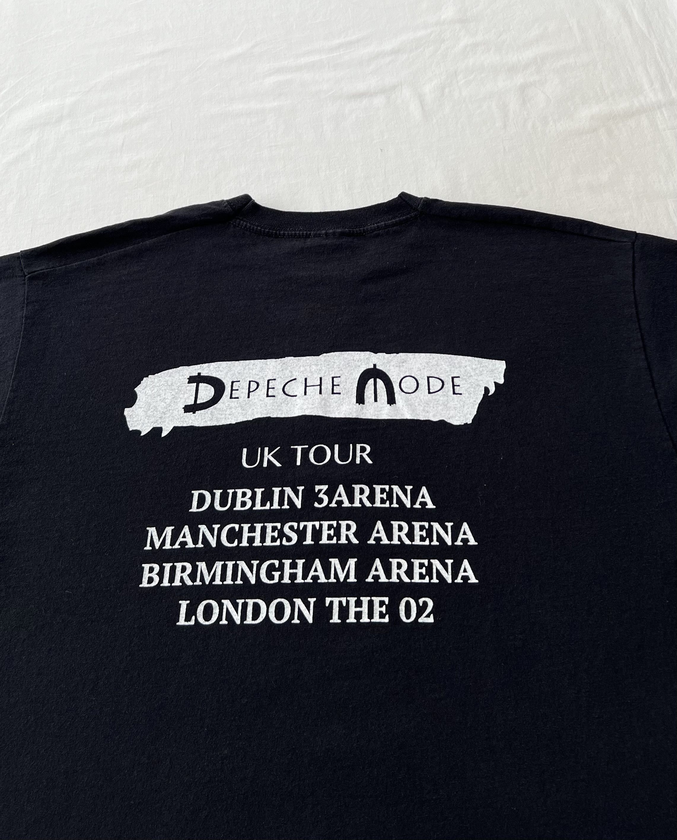 Band Tees Vintage 2000s Depeche Mode Global Spirit Tour Black T-shirt Size US M / EU 48-50 / 2 - 11 Thumbnail