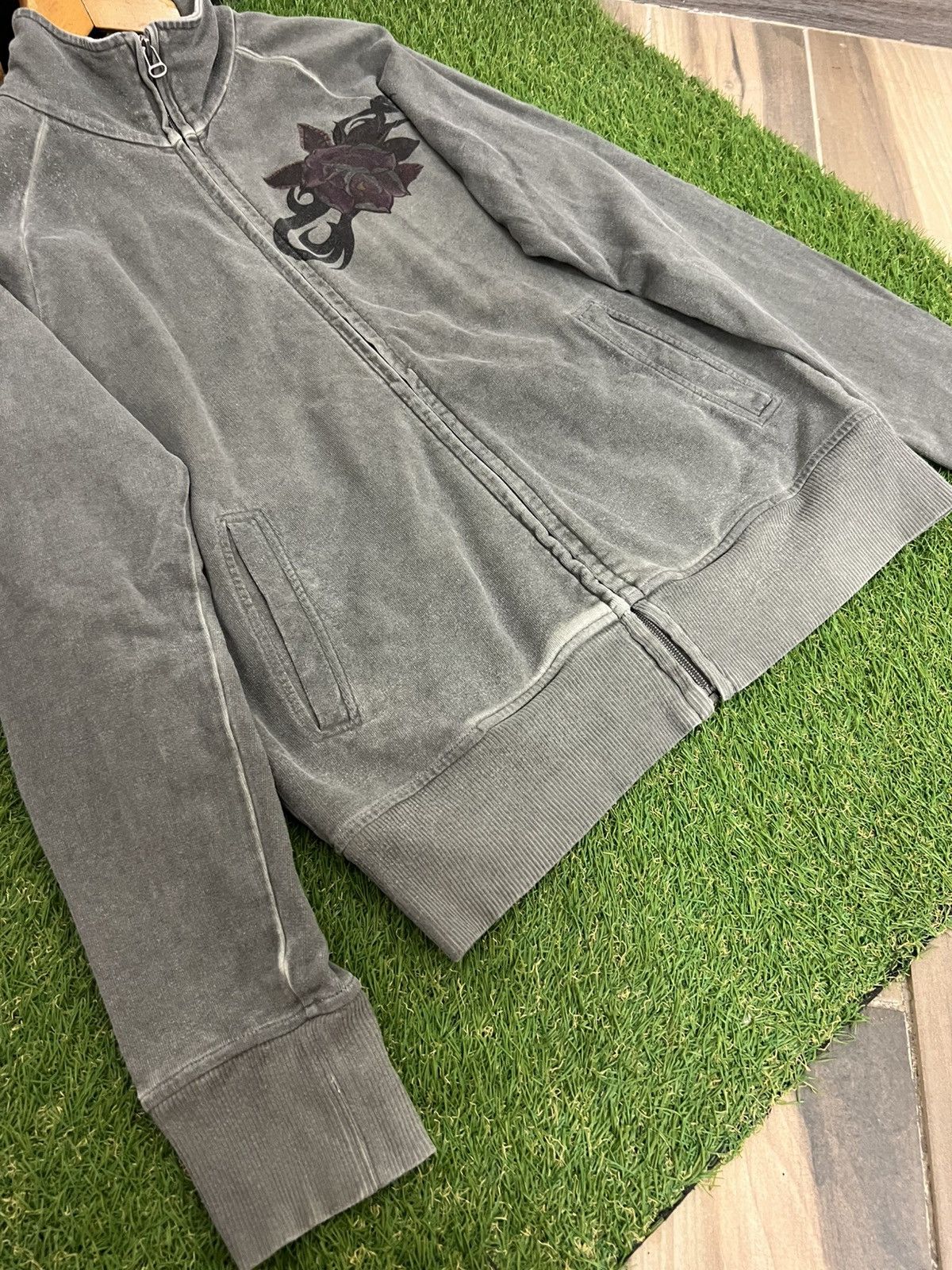 Hugo Boss × Vintage Hugo Boss Y2K Girl Graphic Long Sleeve Zip Sweatshirt Size US L / EU 52-54 / 3 - 10 Thumbnail