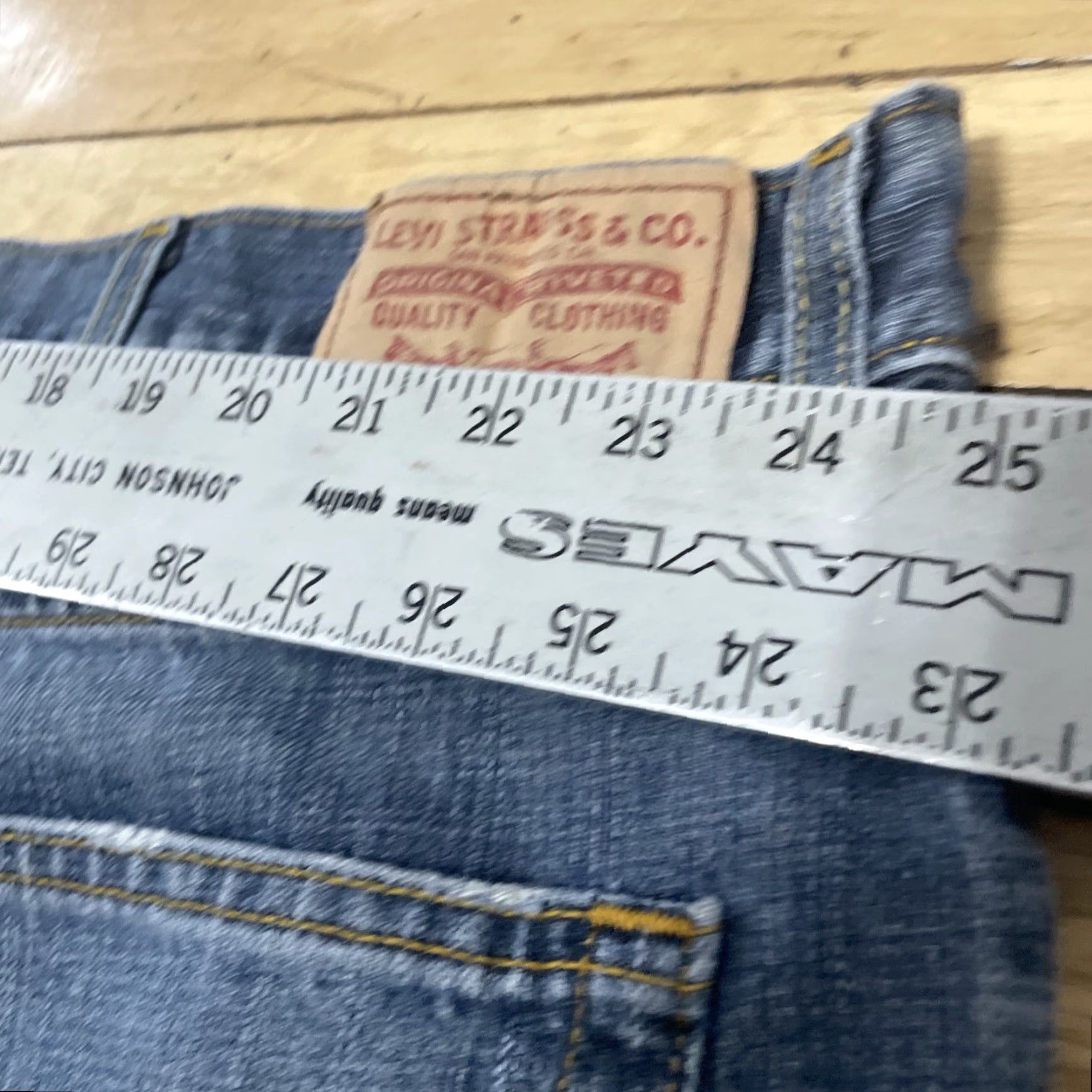 Levi's VINTAGE Levi’s Jeans 550 Jeans Men 52x30 Baggy Y2k Relaxed Fit Blue Streetwear Denim Men Size US 36 / EU 52 - 7 Thumbnail