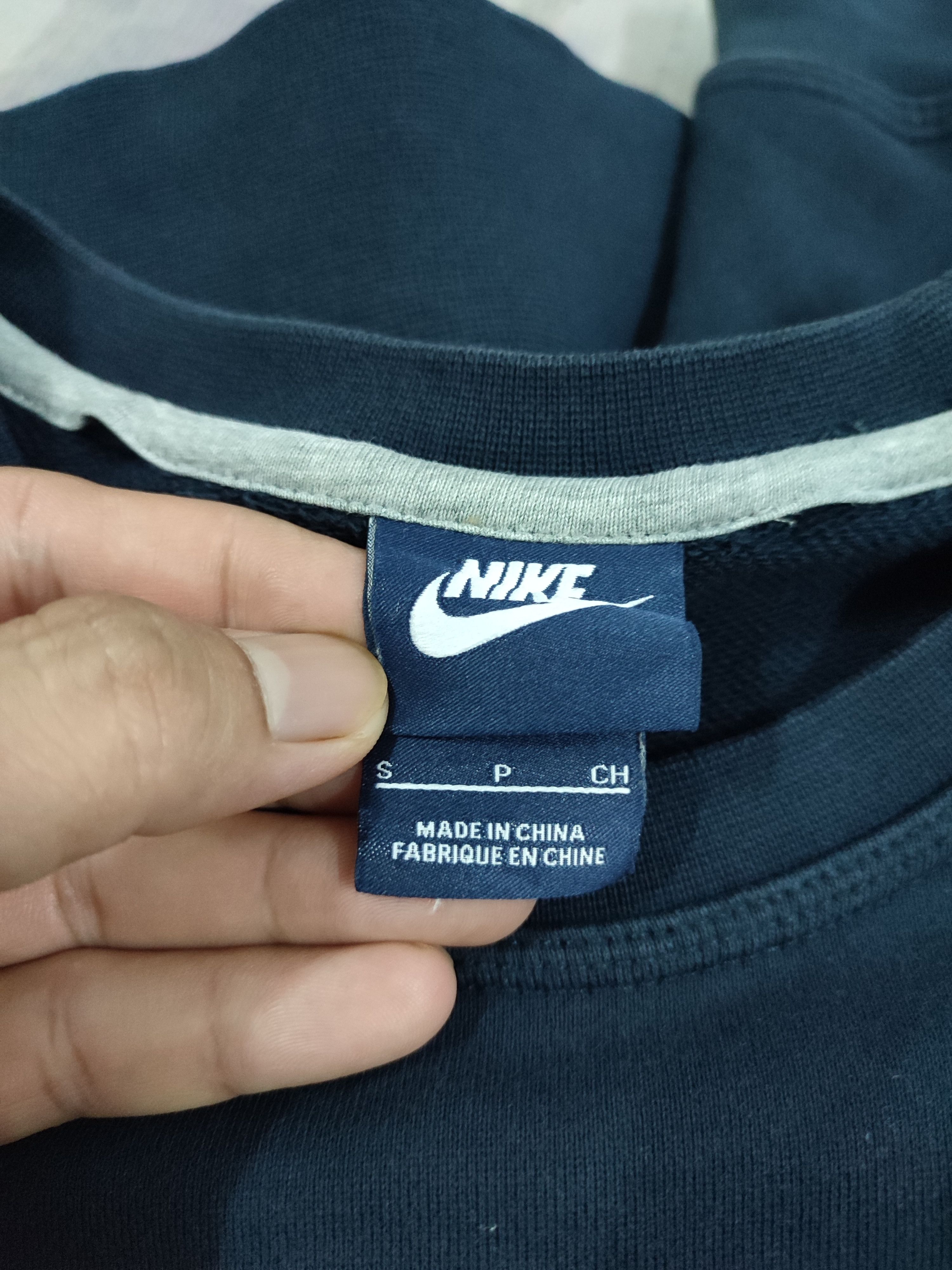Nike Y2K NIKE SMALL LOGO SWEATSHIRTS Size US S / EU 44-46 / 1 - 9 Thumbnail