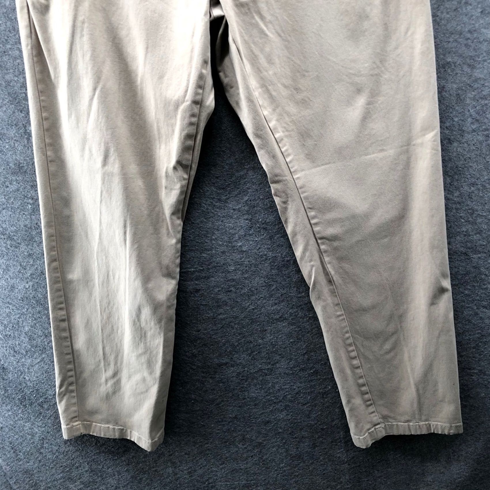 Banana Republic Banana Republic Straight Slim Chino Pants Mens 34 Beige Stretch Cotton Blend Slim Pocket Trousers Casual Workwear 34x29-30 Beige Mens Size US 34 / EU 50 - 6 Thumbnail