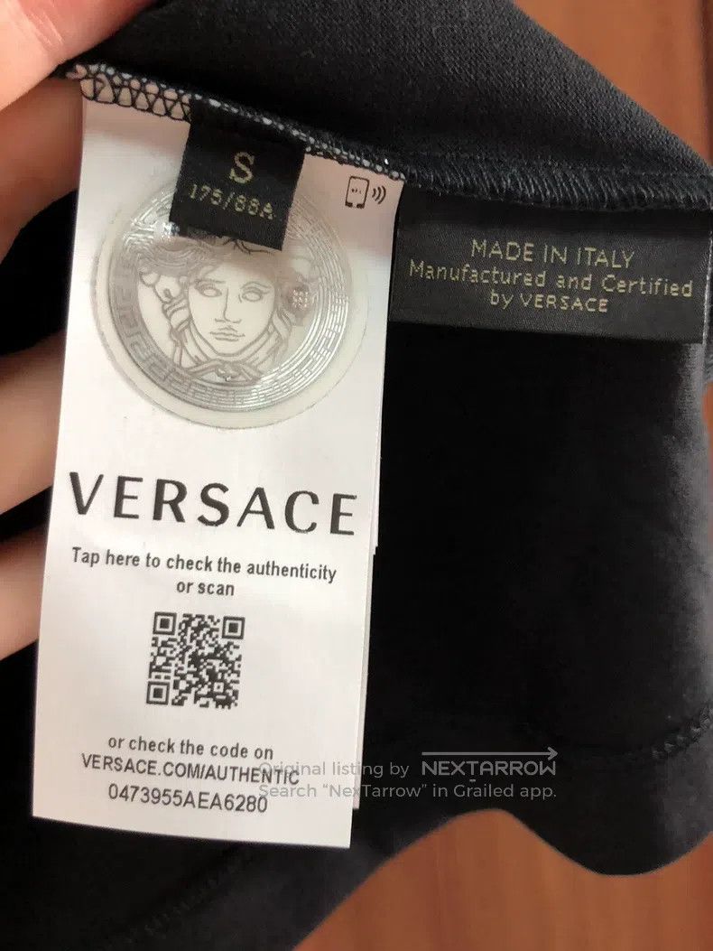 Versace Versace Medusa short-sleeved T-shirt Size US L / EU 52-54 / 3 - 5 Thumbnail