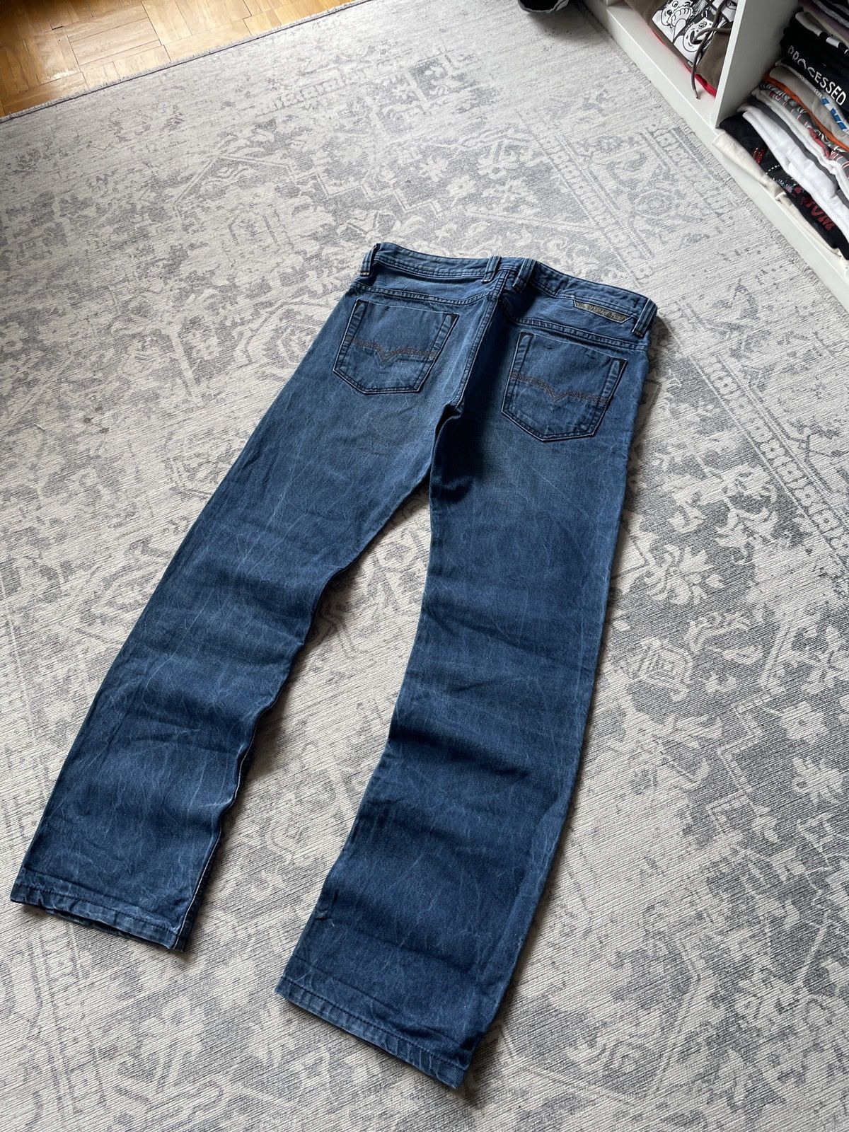 Japanese Brand Vintage Diesel Jeans Mud Washed Faded Baggy Wide Japanese Size US 32 / EU 48 - 6 Thumbnail