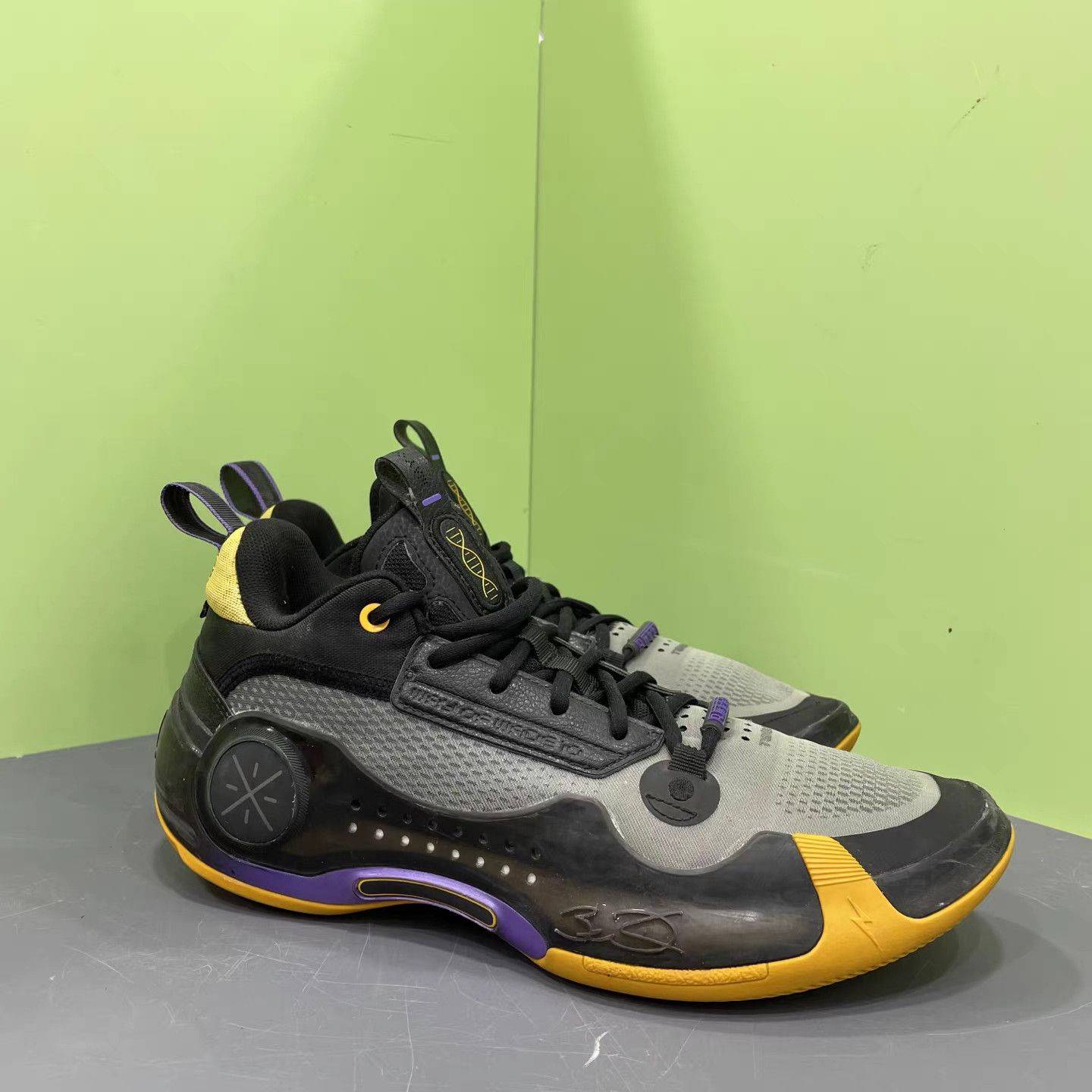 Li-Ning Li-Ning Way of Wade 10 "Lakers" Basketball Shoes K15 Size US 8.5 / EU 41-42 - 3 Thumbnail