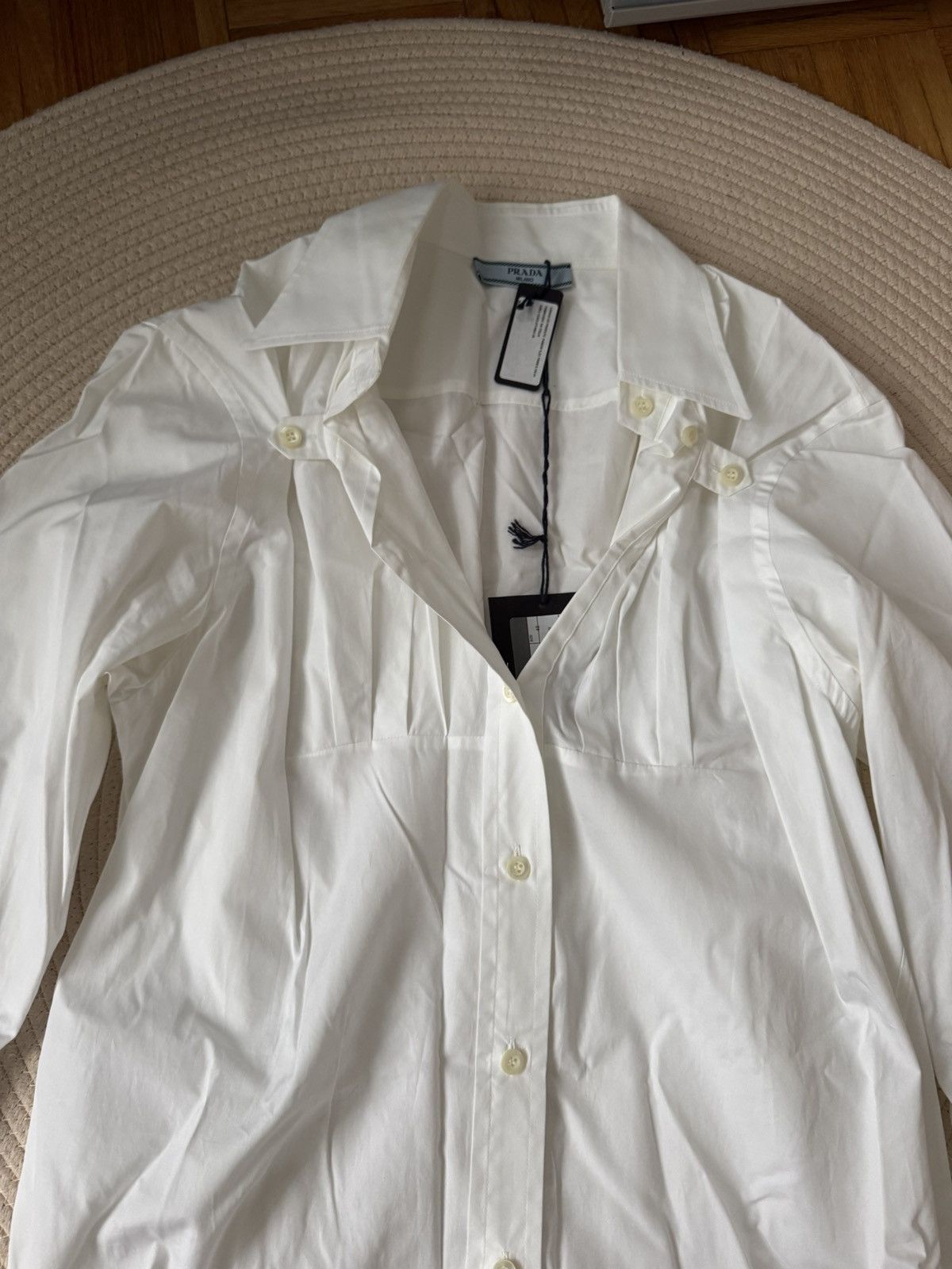 Prada Prada White front chest tucked Poplin shirt size IT40 Size S / US 4 / IT 40 - 3 Thumbnail