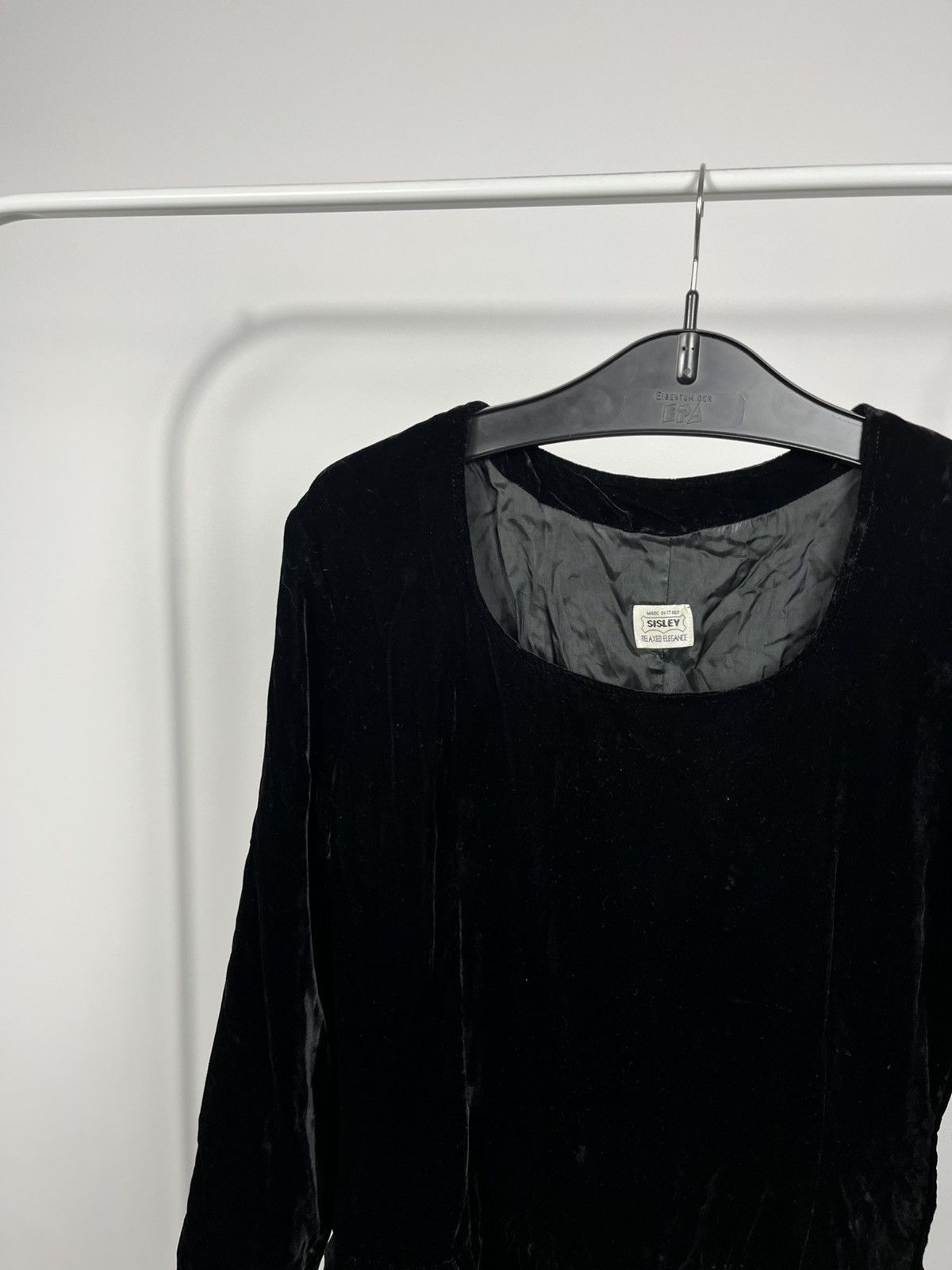 Sisley Vintage Sisley Velvet Mini Dress Made in Italy Ruffle Hem Size M / US 6-8 / IT 42-44 - 3 Thumbnail