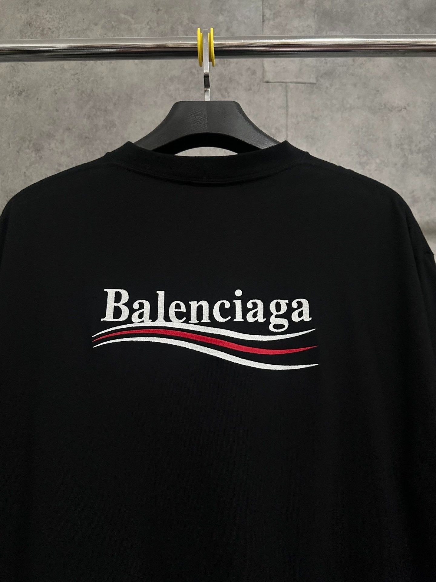 Balenciaga Balenciaga Cola Wave Logo Short-Sleeve T-Shirt Size US XL / EU 56 / 4 - 5 Thumbnail
