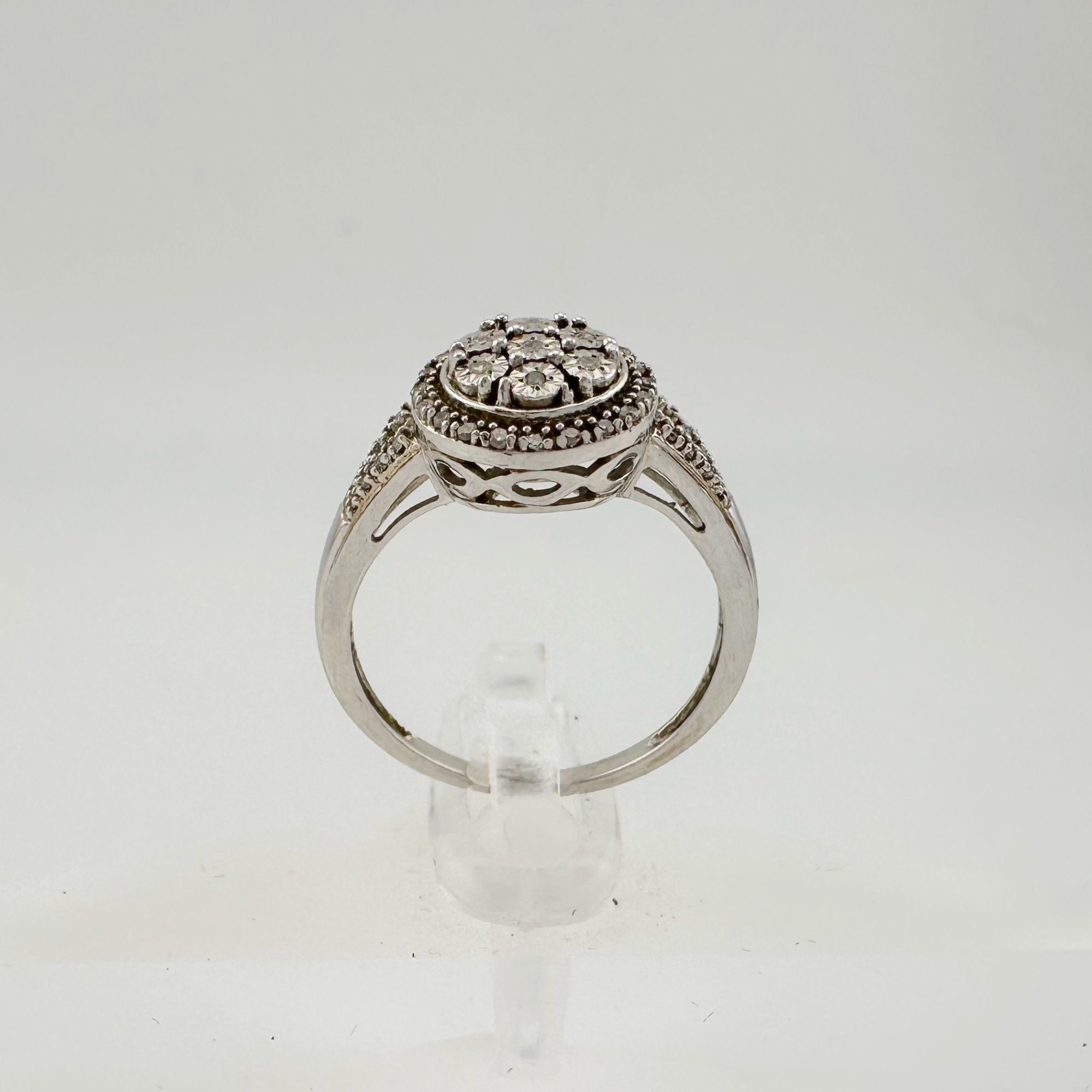 Other Pretty Round Natural Diamond Ring Size 7 Size ONE SIZE - 2 Thumbnail