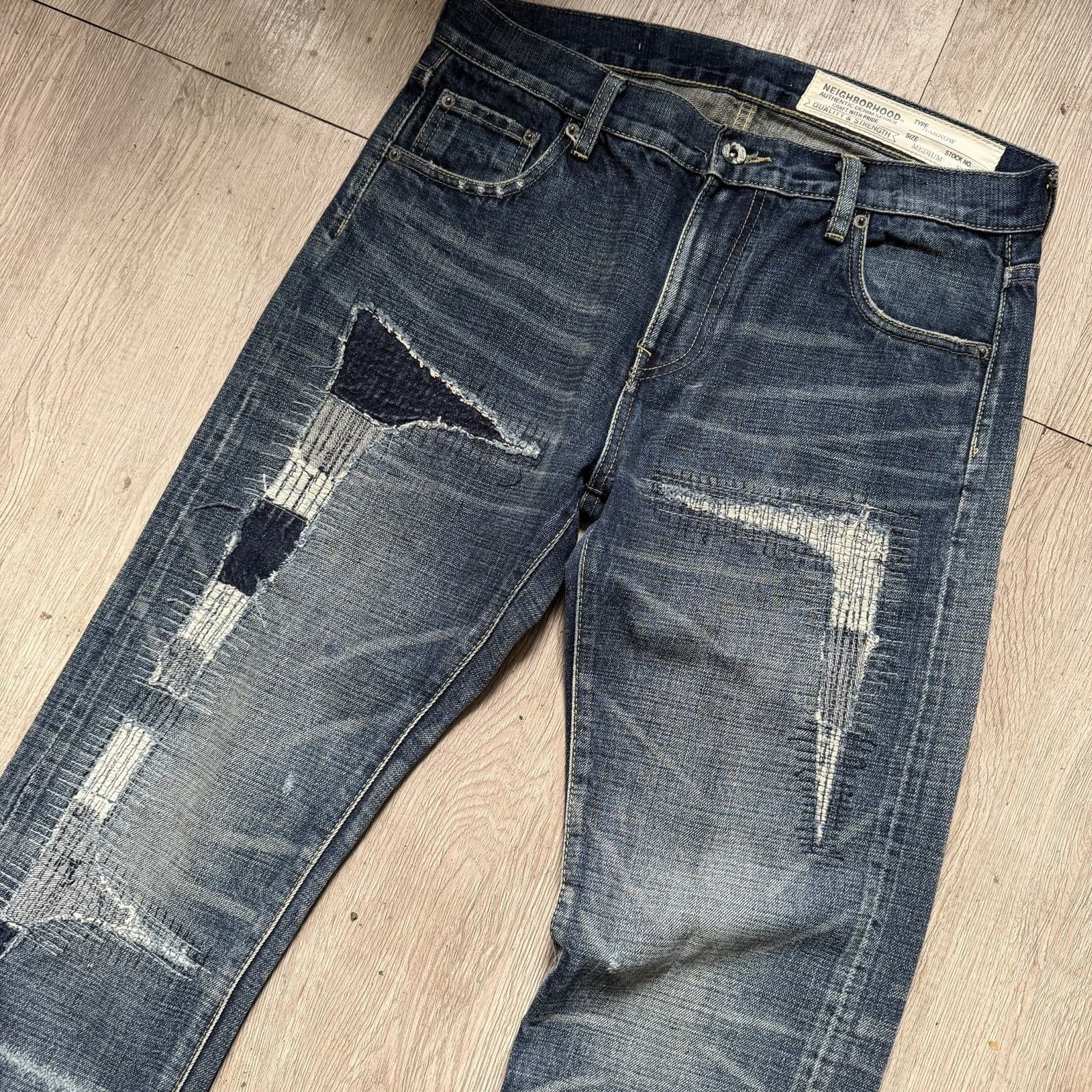 Neighborhood NEIGHBORHOOD Denim Jeans Distressed Studded MEDIUM Selvedge Size US 34 / EU 50 - 2 Thumbnail