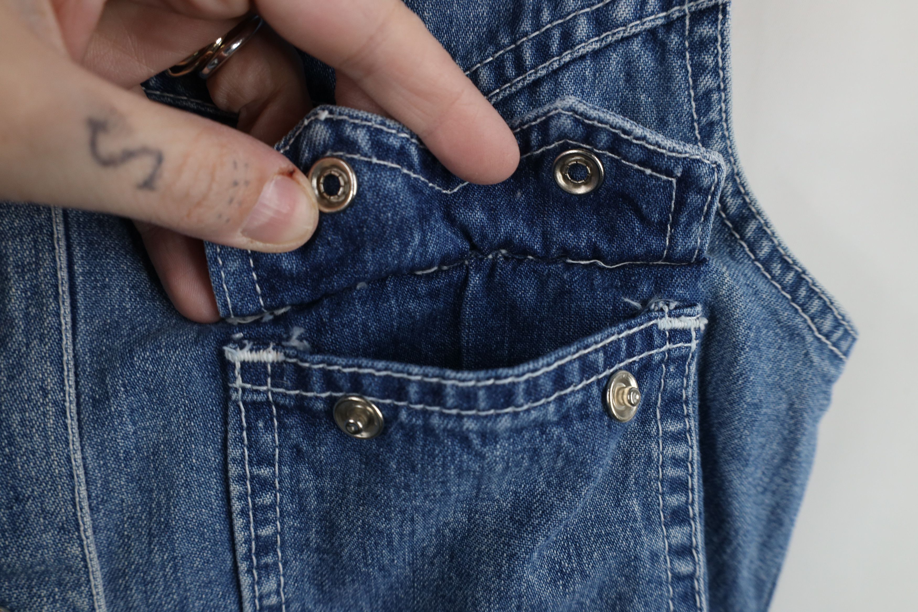 DKNY × Vintage Vintage 90s DKNY Western Denim Jean Sleeveless Button Shirt Size S / US 4 / IT 40 - 6 Thumbnail