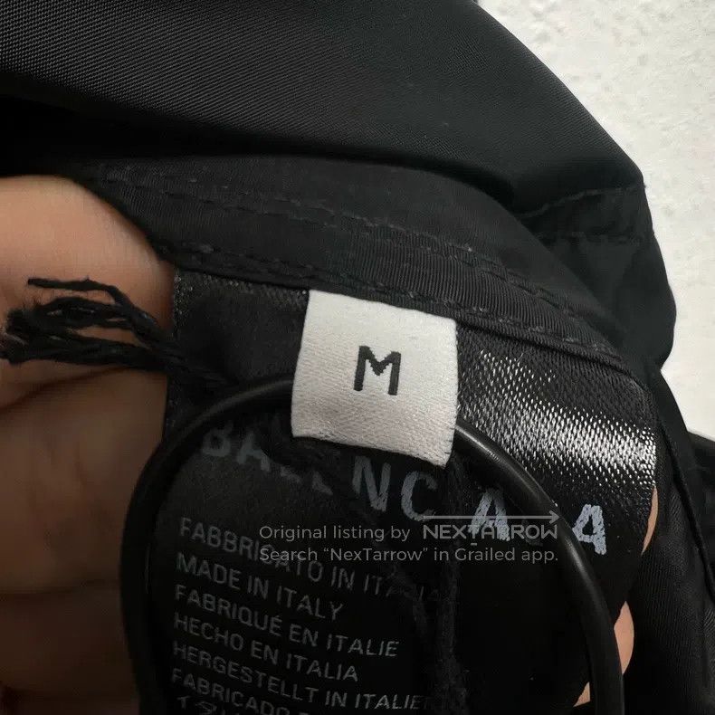 Balenciaga Balenciaga Letter logo print round collar button long-slee Size US M / EU 48-50 / 2 - 4 Thumbnail