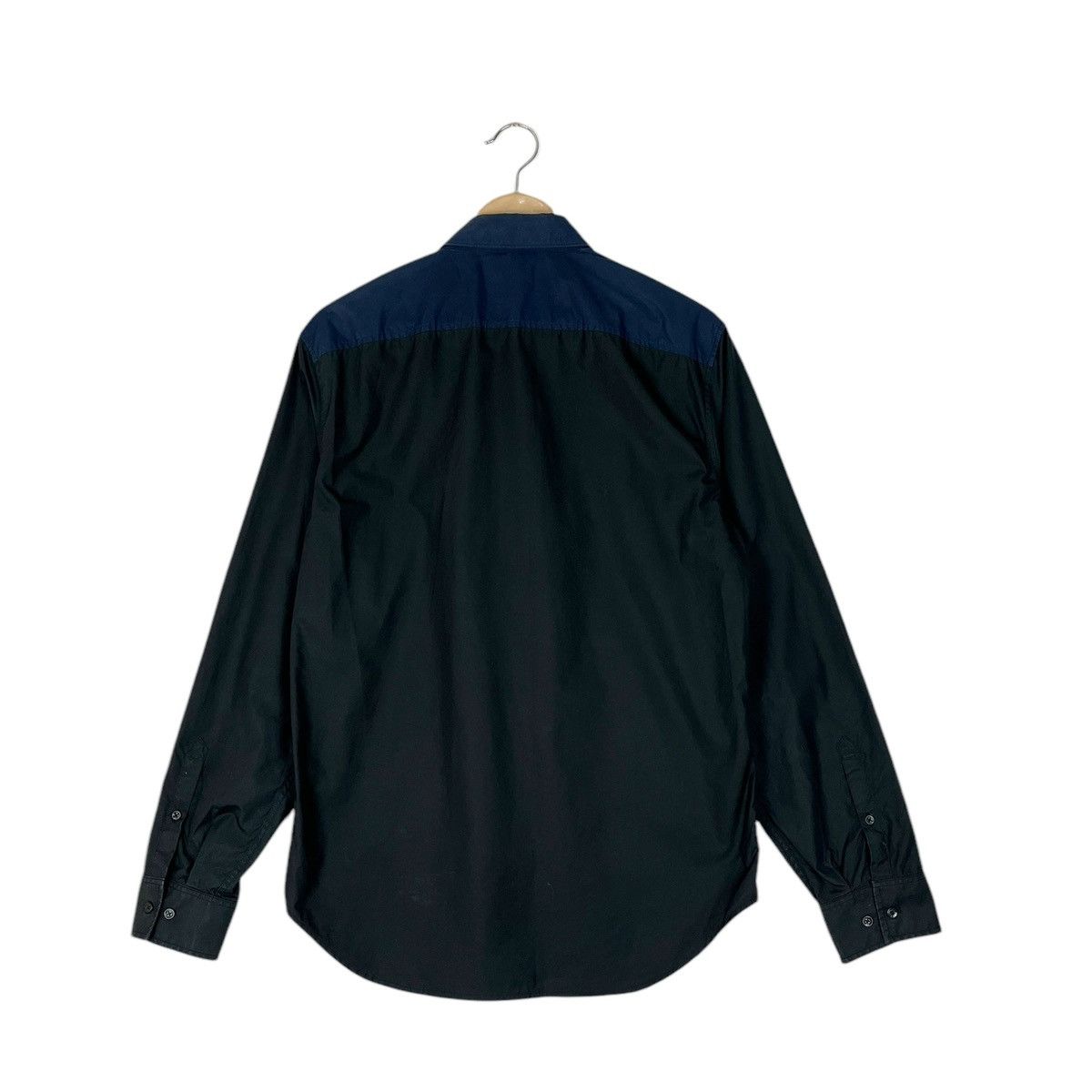 Black Barrett × Designer × Neil Barrett Black Barrett by Neil Barrett Slim Fit Button Up Size US XL / EU 56 / 4 - 2 Thumbnail