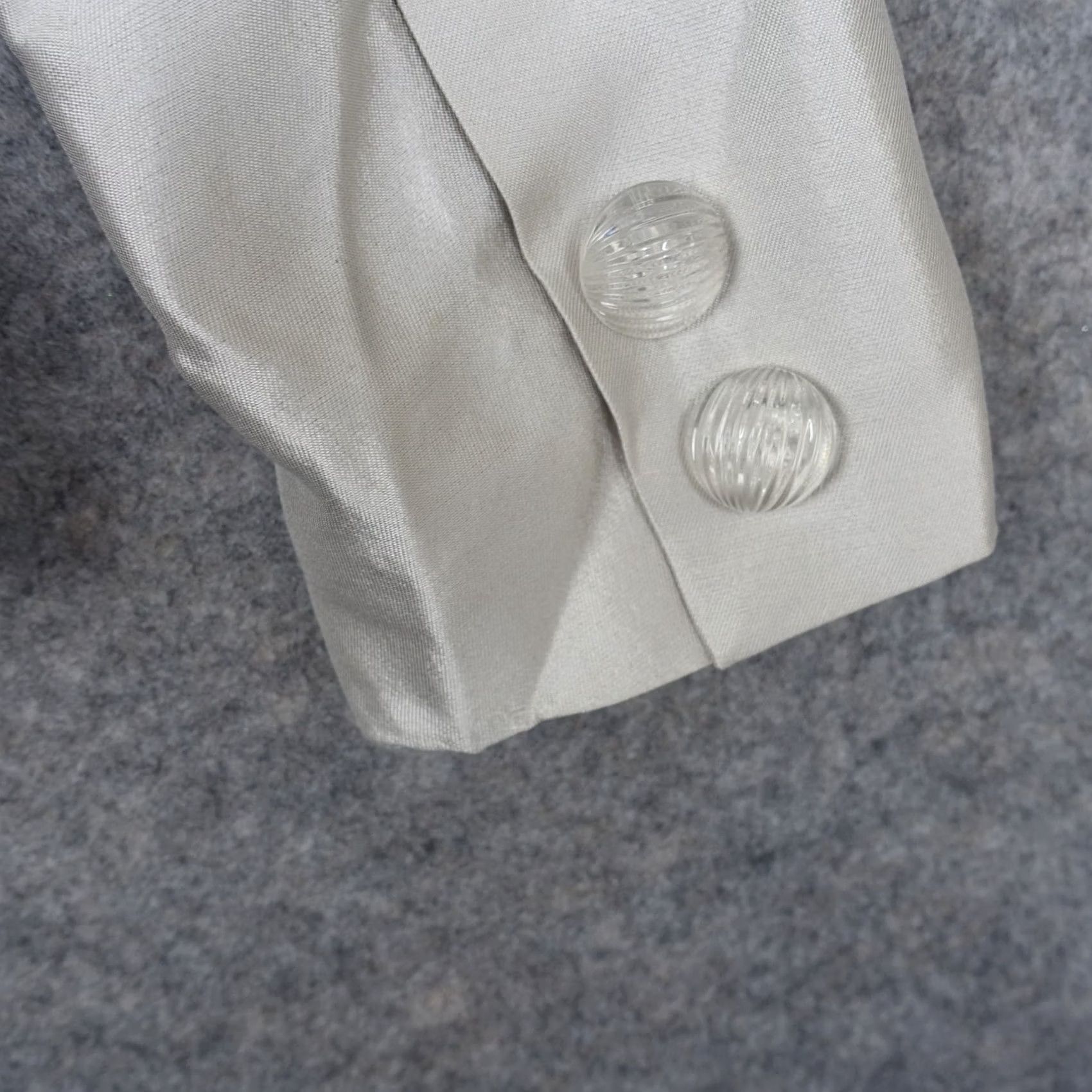 Vintage VINTAGE Lily Samii Blazer Womens 6 Silver Button Coat Blazer Compact Jacket USA Made Casual Workwear Size M / US 6-8 / IT 42-44 - 7 Thumbnail