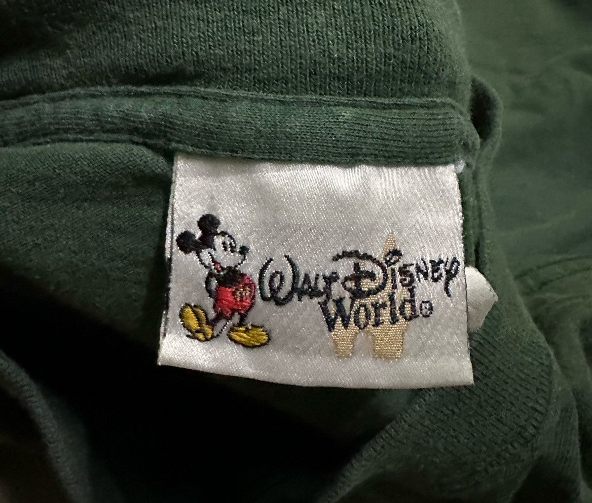 Disney Vintage 90s Disney animal kingdom tshirt Size US M / EU 48-50 / 2 - 6 Thumbnail