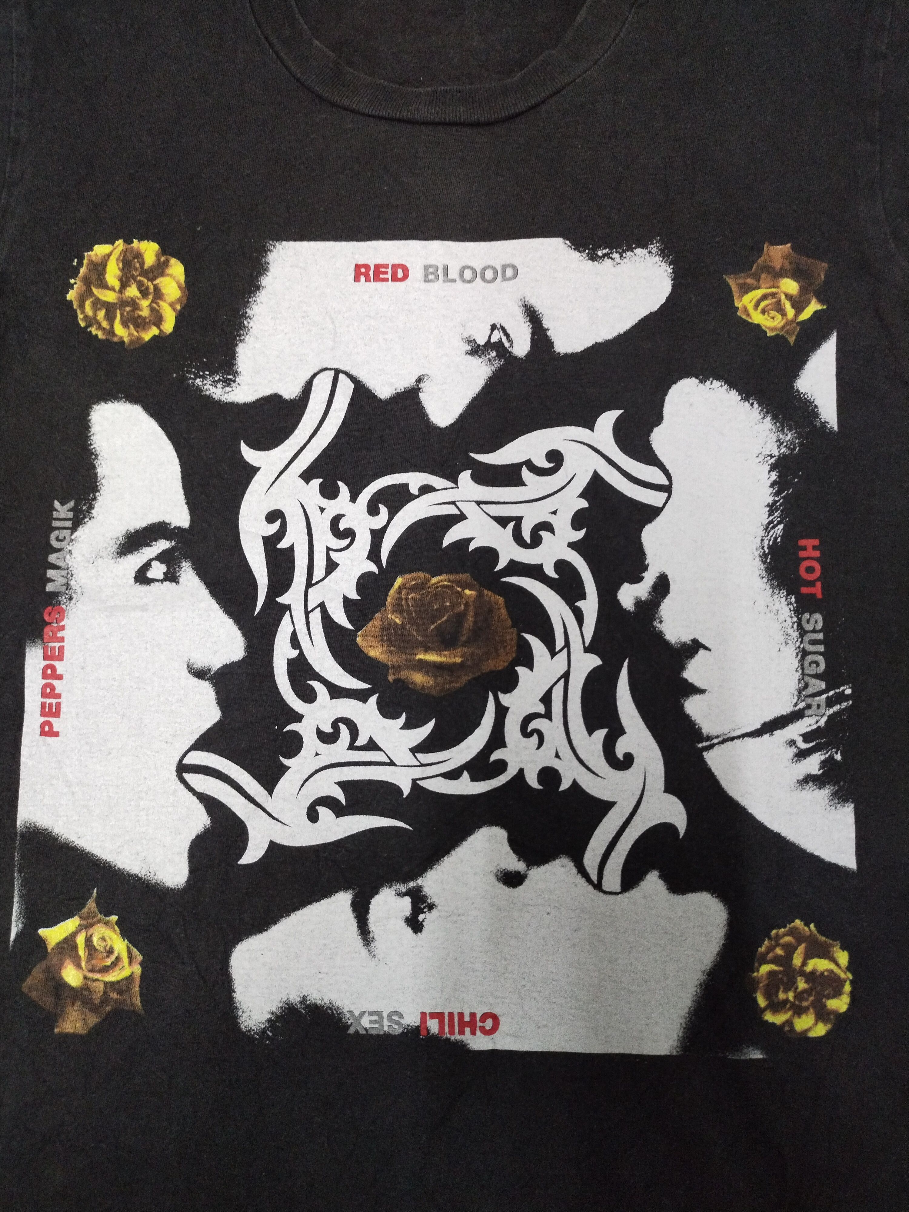 Band Tees Vintage 90's RHCP Blood Sugar Sex Magik Bootleg Tee Size US S / EU 44-46 / 1 - 2 Thumbnail