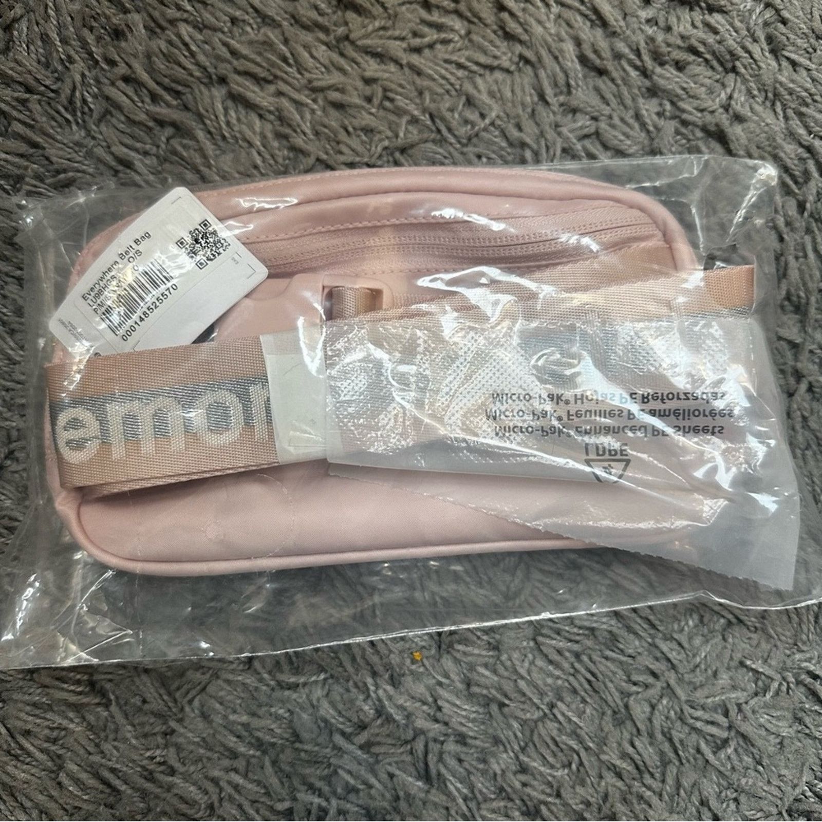 Lululemon NWT Lululemon Athletica Everywhere Belt Bag 1L Pink Size ONE SIZE - 7 Thumbnail