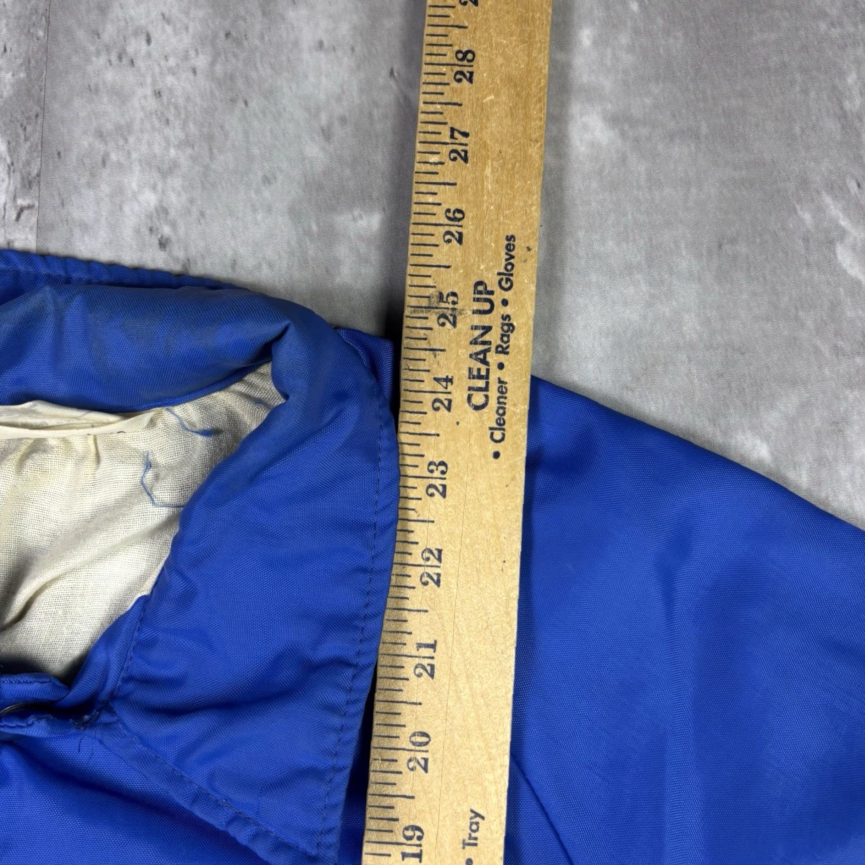 Vintage VINTAGE Christiansburg Demons Varsity Satin Jacket Windbreaker Shirt Mens M Blue 80s Size US M / EU 48-50 / 2 - 4 Thumbnail